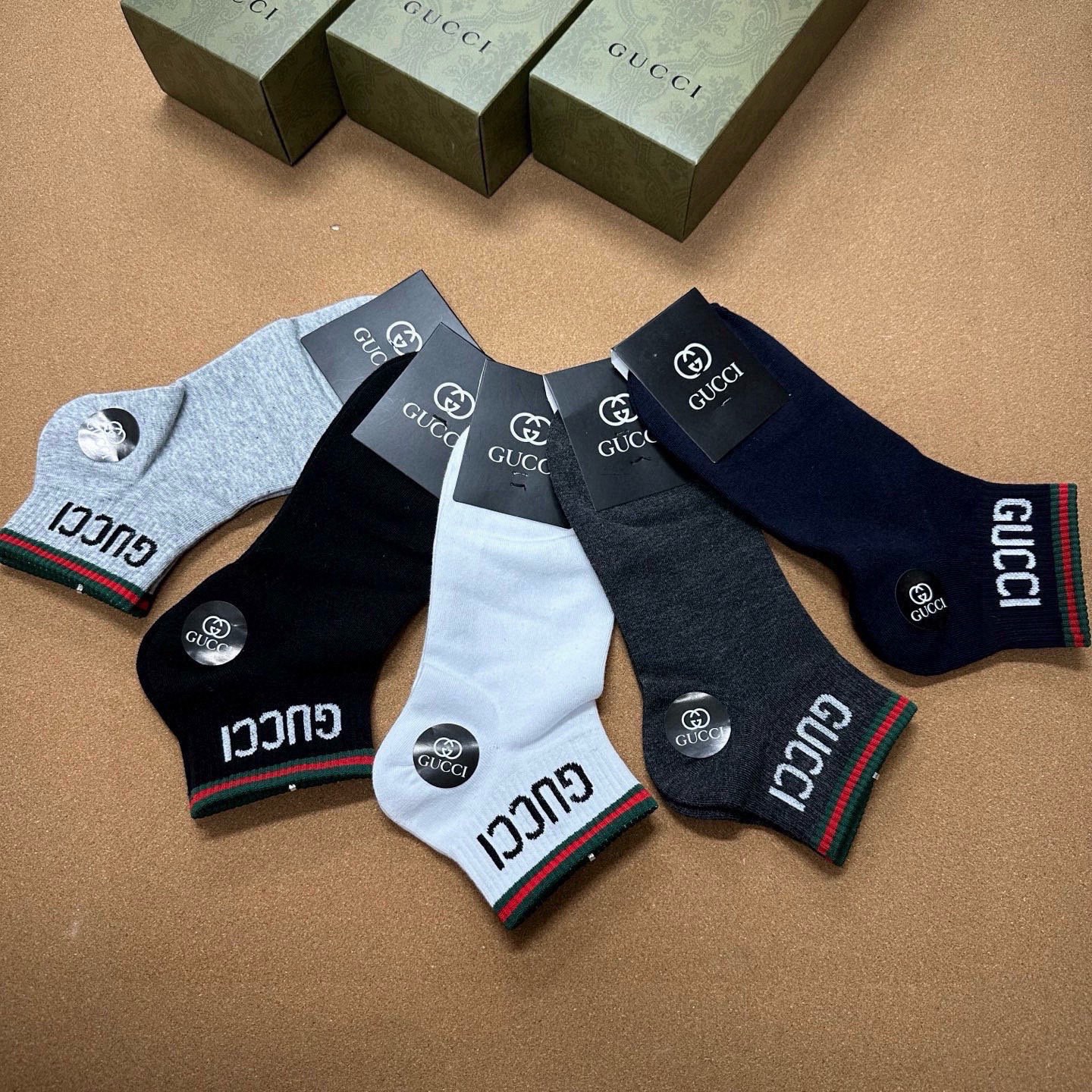 🆕Gucci · 古奇❗️G家新品男款短袜❗️【一盒五双】G家专柜同步短袜，提花经典标志，超级nice，