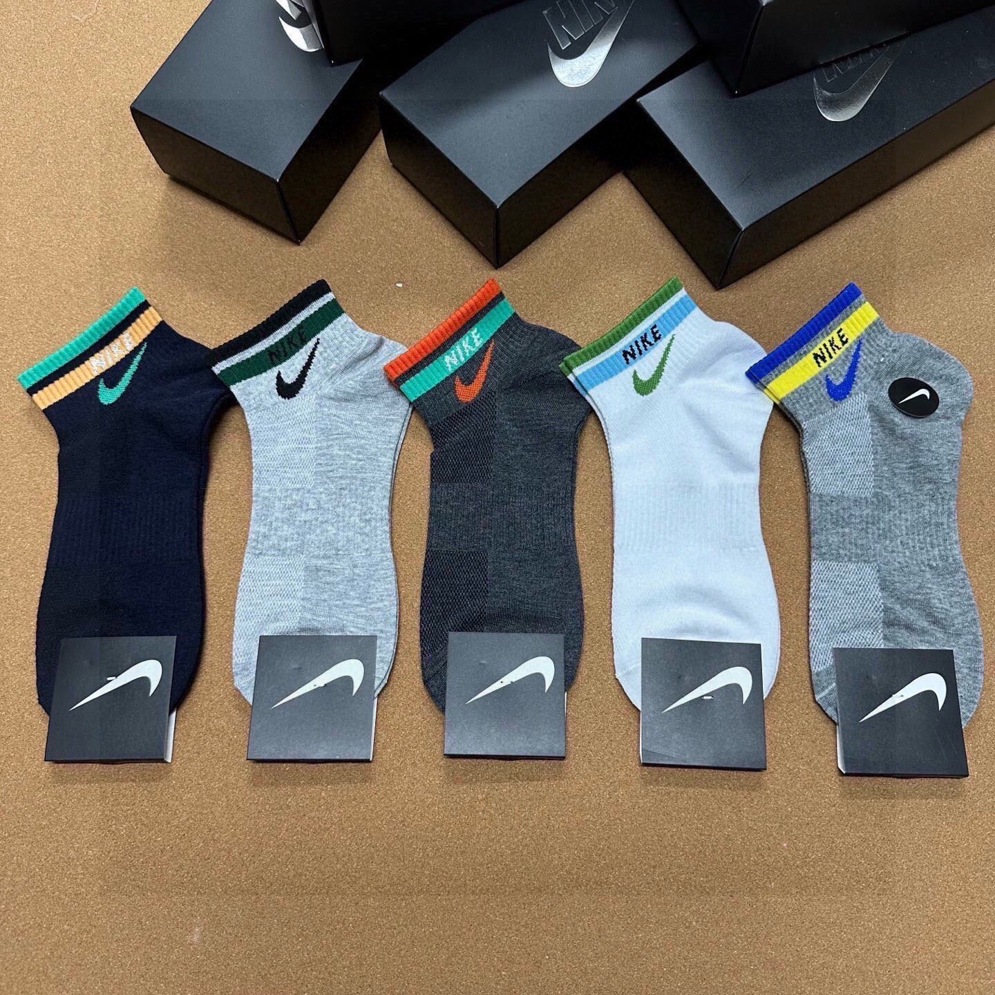 🆕☑️Nike · 耐克❗☑️️永远的经典永远的☑️❗️精梳棉材质，透气吸汗柔软舒适，上脚非常nice❗