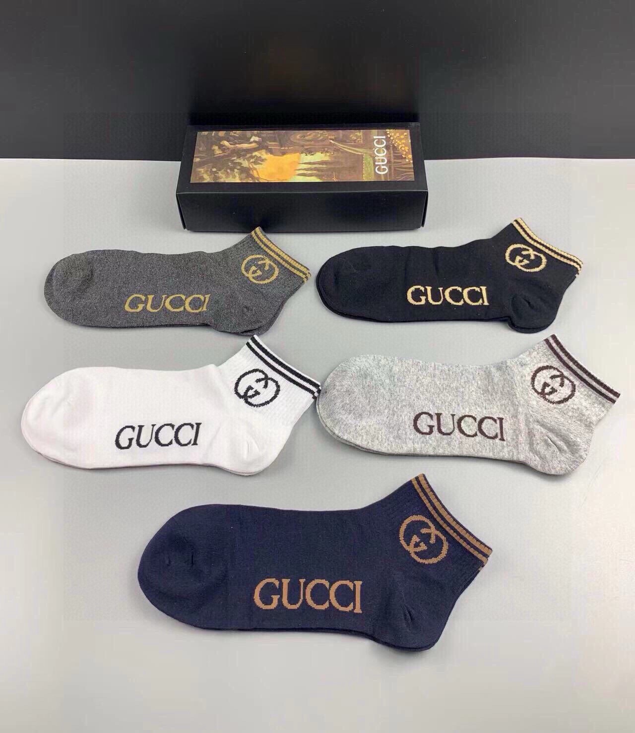 🆕Gucci · 古奇❗️G家新品短袜❗️【一盒五双】纯棉材质，提花Gucci字母标志，简单大气，实物超
