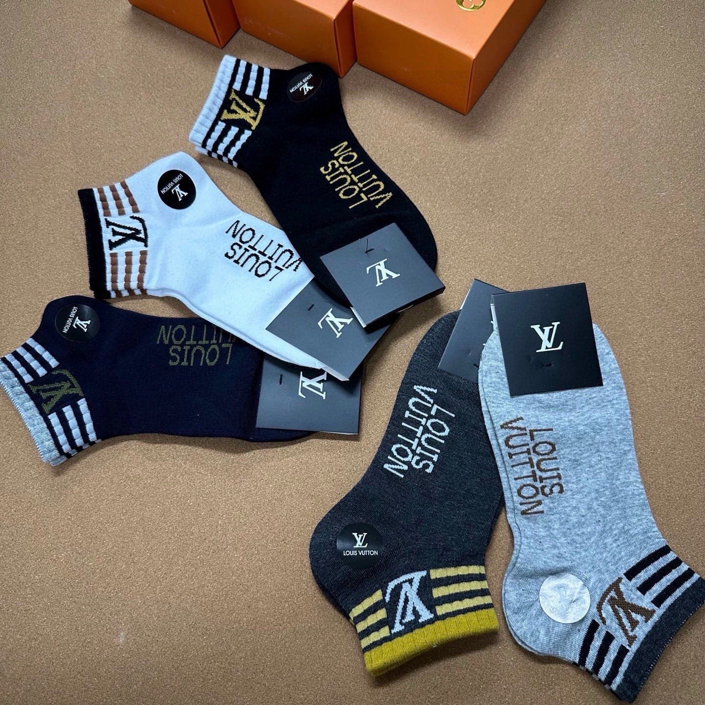 🆕Louis Vuitton · 路易威登❗️驴家新品男款袜子❗️【一盒五双】提花驴家经典logo，纯棉