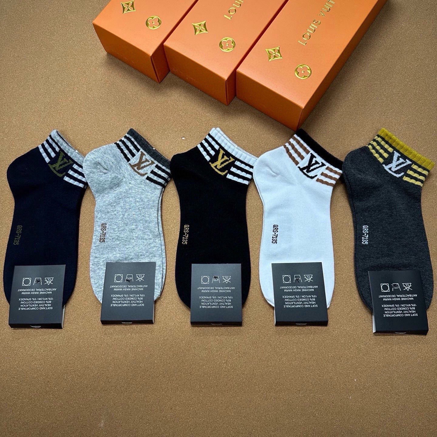 🆕Louis Vuitton · 路易威登❗️驴家新品男款袜子❗️【一盒五双】提花驴家经典logo，纯棉