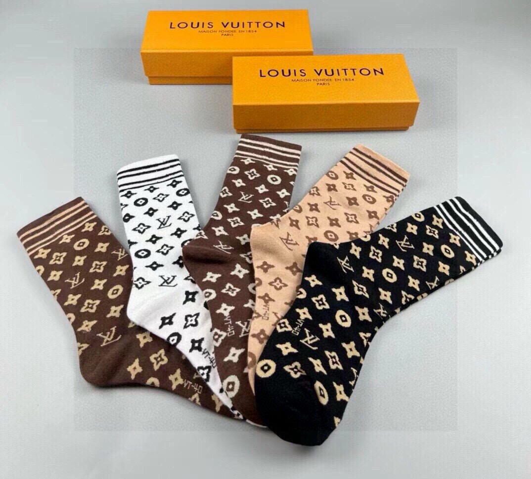 🆕Louis Vuitton · 路易威登❗️驴家新品高筒袜子❗️【一盒五双】纯棉材质，提花经典标志，柔