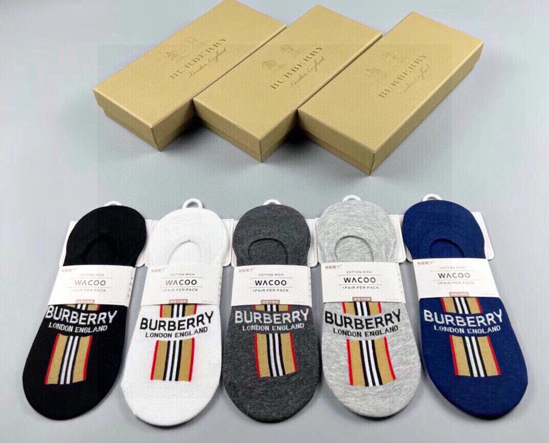 🆕Burberry · 巴宝莉❗️B家新品男款隐形袜子❗️【一盒五双】纯棉材质织造，超柔软舒适，提花经典