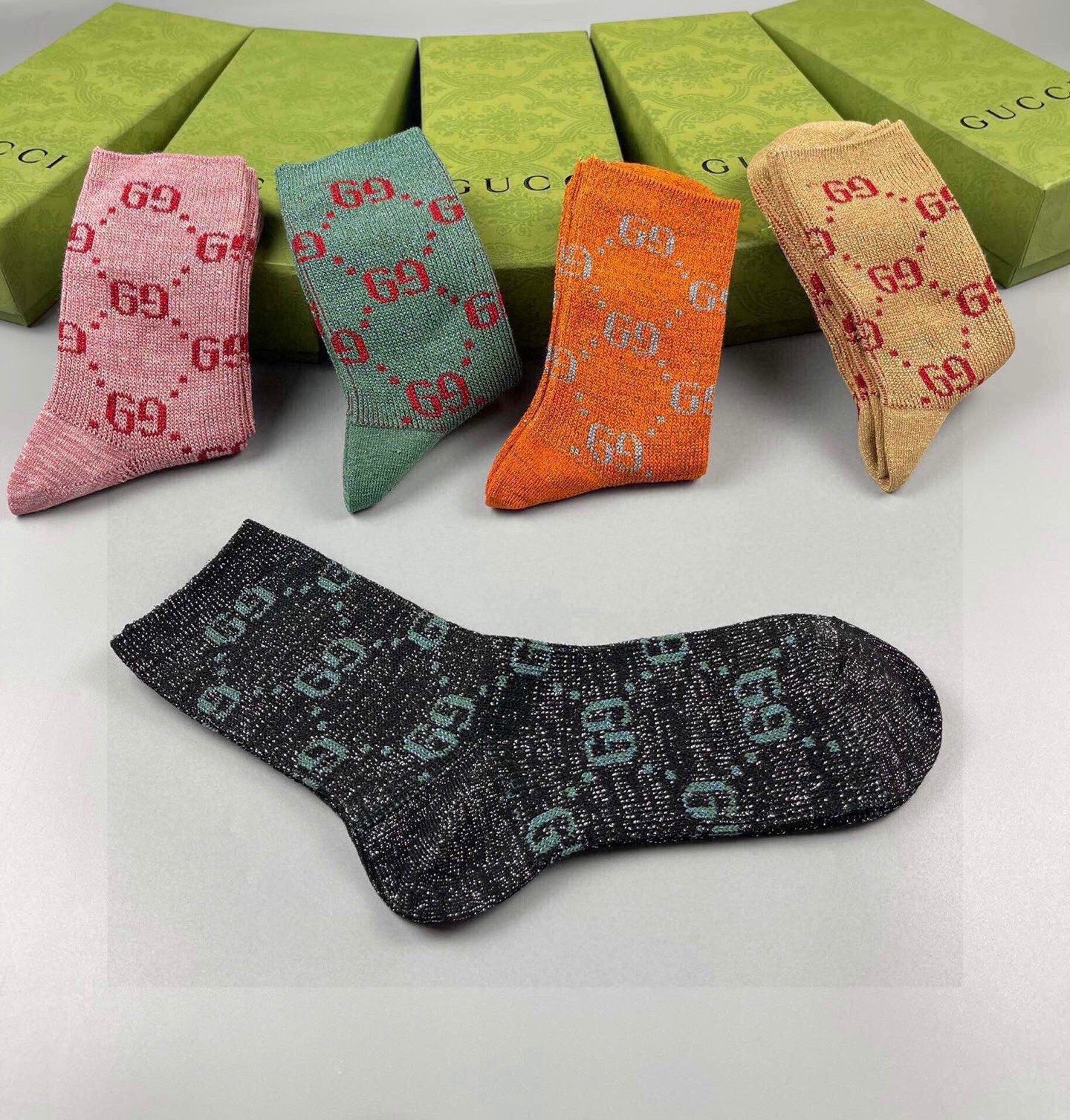 🆕Gucci · 古奇❗️超级经典中筒袜子❗️【一盒五双】G家专柜一直在售的经典款，双针双路纯棉织造，加