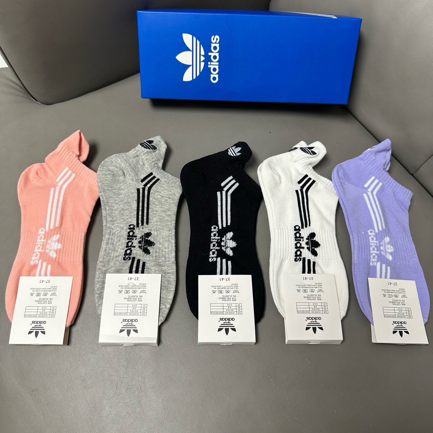 🆕Adidas · 阿迪达斯❗️火爆全网的三叶草❗️☘️logo超级nice❗️❗️设计惊艳绝伦超级好看