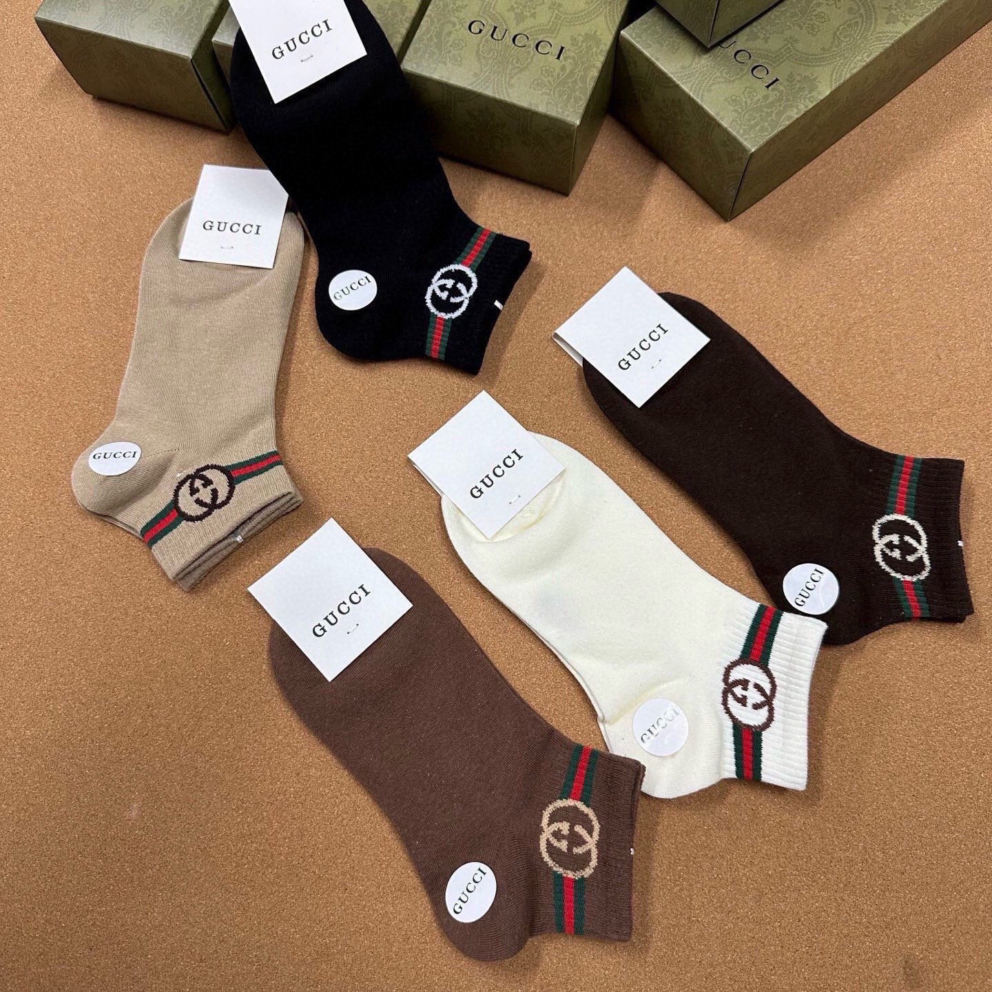 🆕Gucci · 古奇❗️G家新品短袜❗️【一盒五双】提花经典标志，超级nice，实物超漂亮，超火爆小单