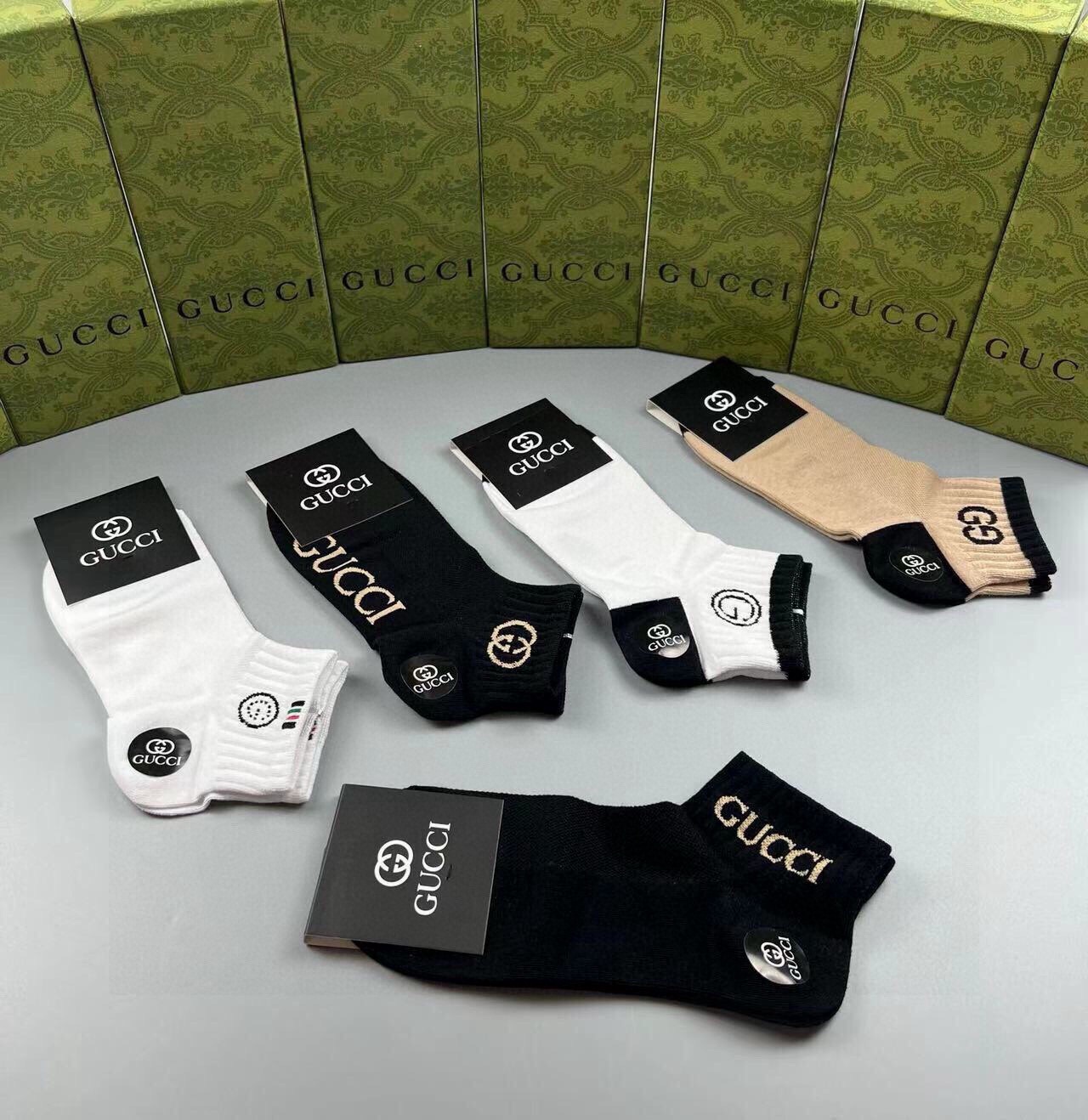 🆕Gucci · 古奇❗️G家新品短袜❗️【一盒五双】提花经典标志，超级nice，实物超漂亮，超火爆小单