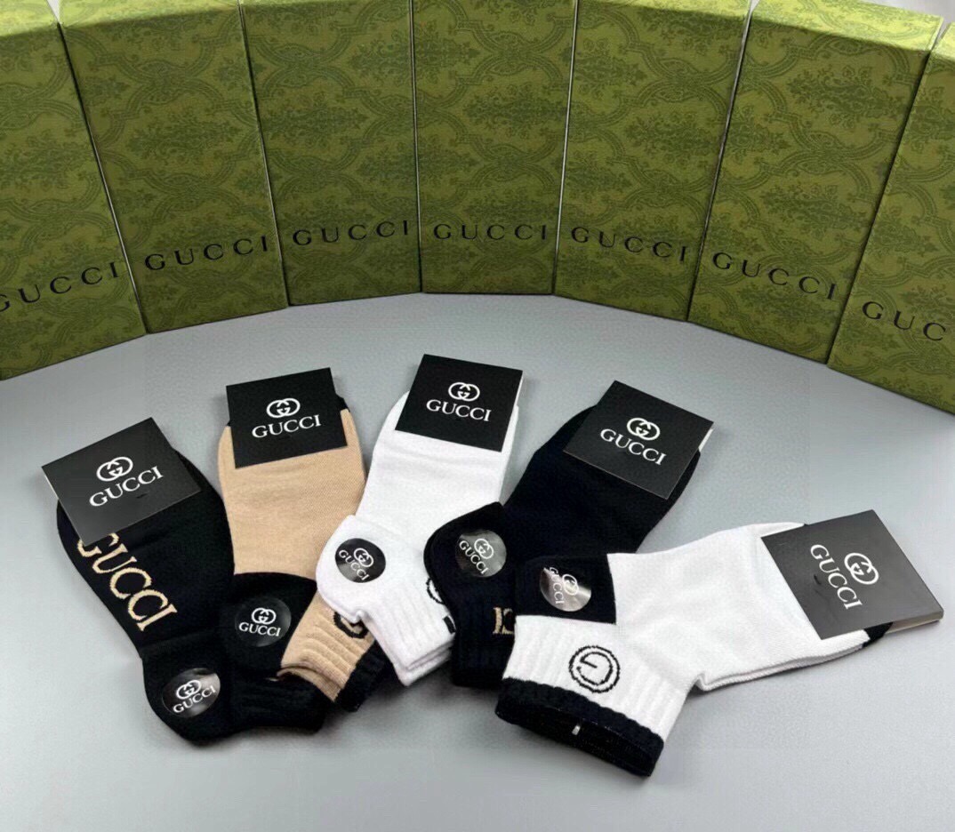 🆕Gucci · 古奇❗️G家新品短袜❗️【一盒五双】提花经典标志，超级nice，实物超漂亮，超火爆小单