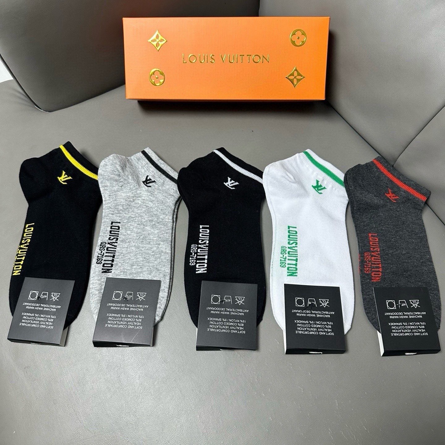 🆕Louis Vuitton · 路易威登❗️驴家新品男款袜子❗️【一盒五双】提花驴家经典logo，纯棉
