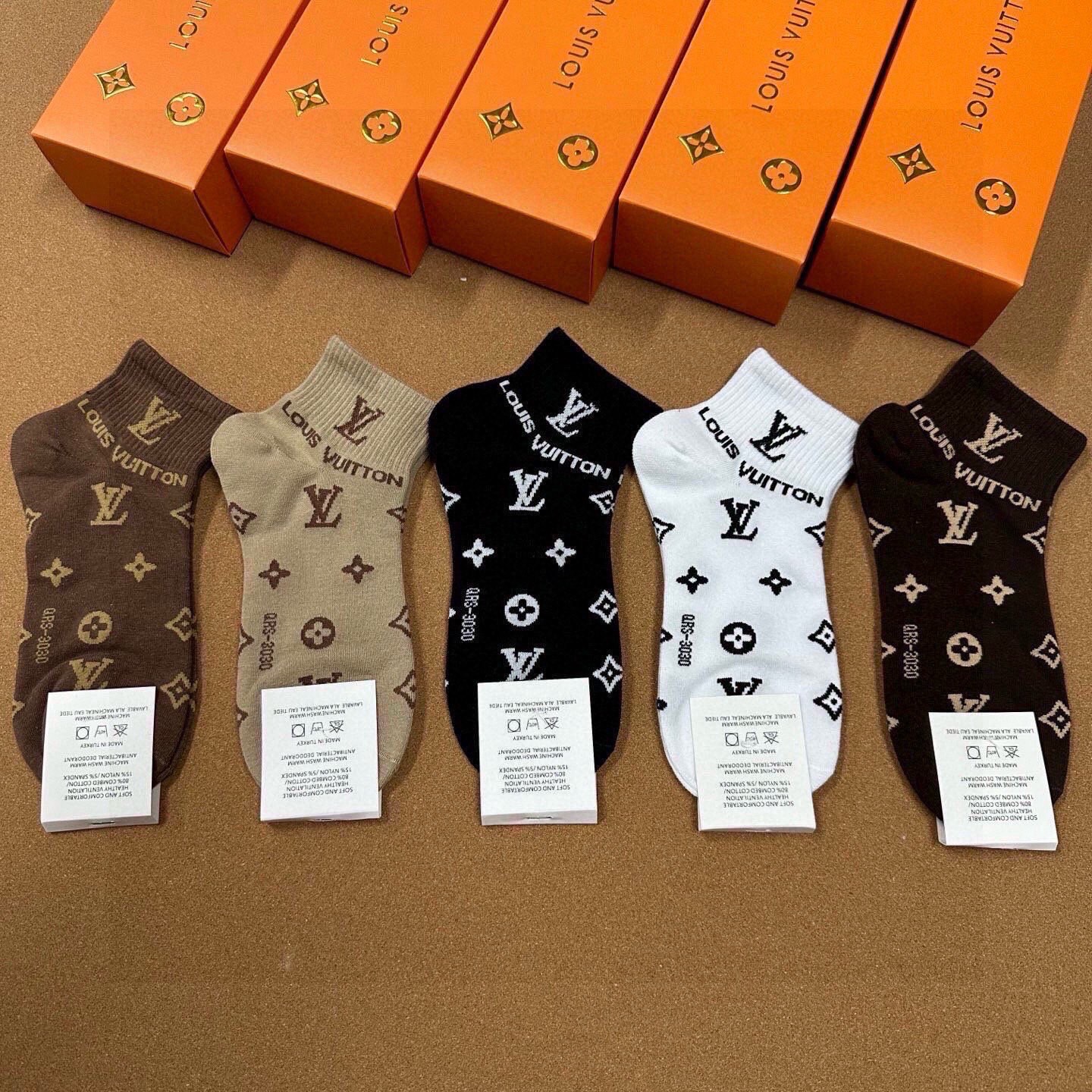 🆕Louis Vuitton · 路易威登❗️驴家经典袜子❗️【一盒五双】提花驴家经典logo，纯棉材质