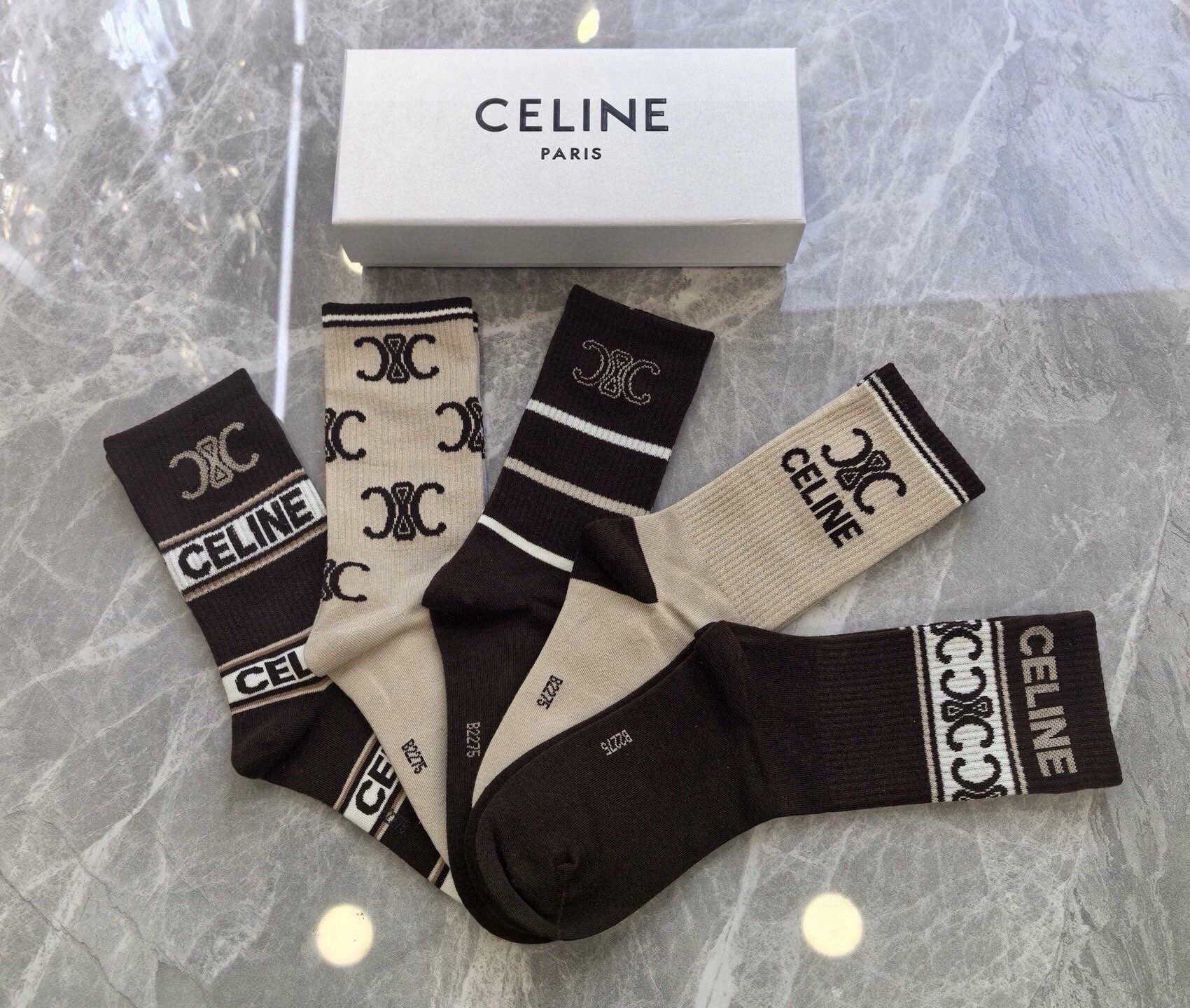 🆕Celine · 赛琳❗️CE家新品女款中筒袜子❗️【一盒五双】纯棉材质，柔软舒适透气，提花经典CE标