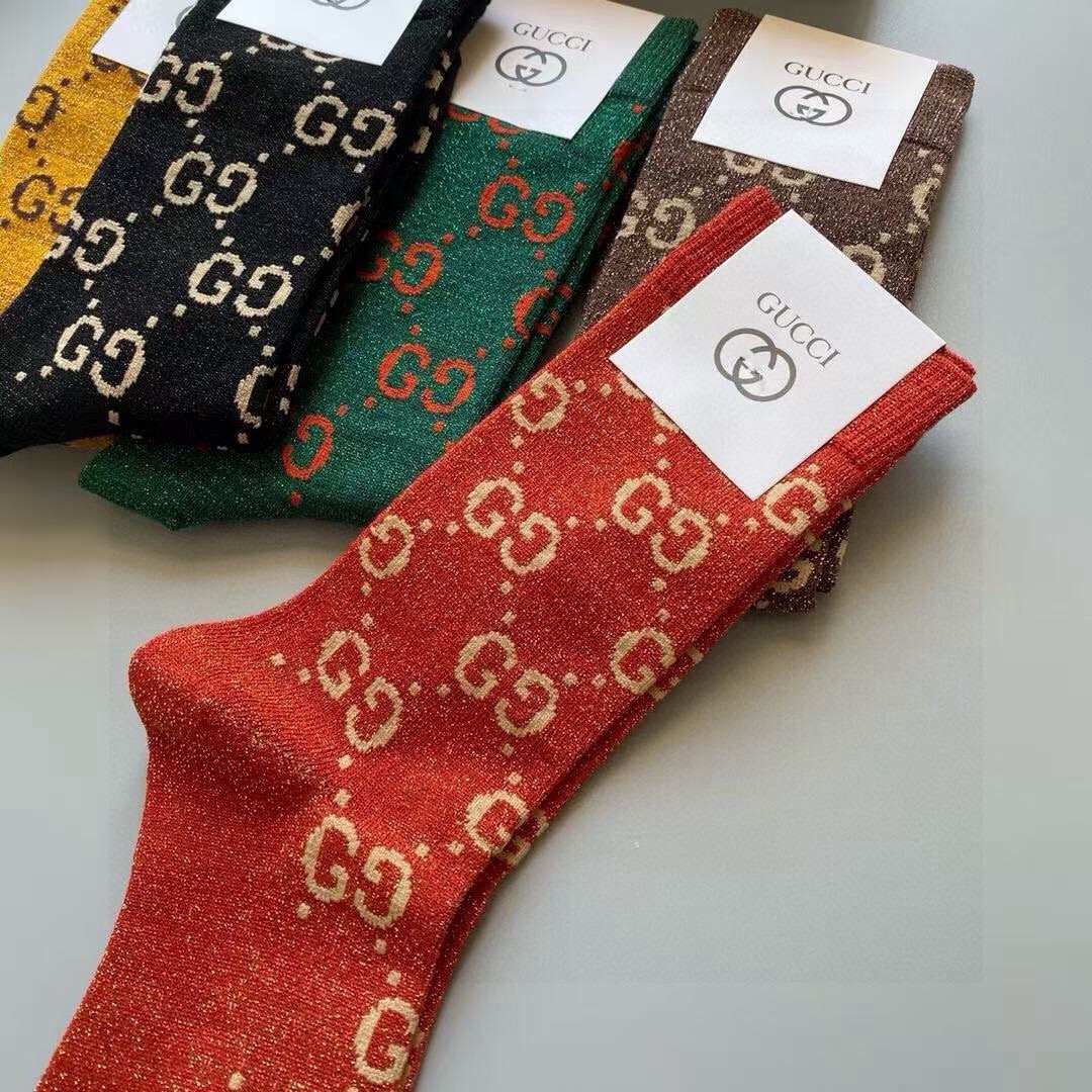 🆕Gucci · 古奇❗️炒鸡火爆的款式❗️【一盒五双】G家专柜一直在售的经典款，纯棉织造，加上闪闪金丝