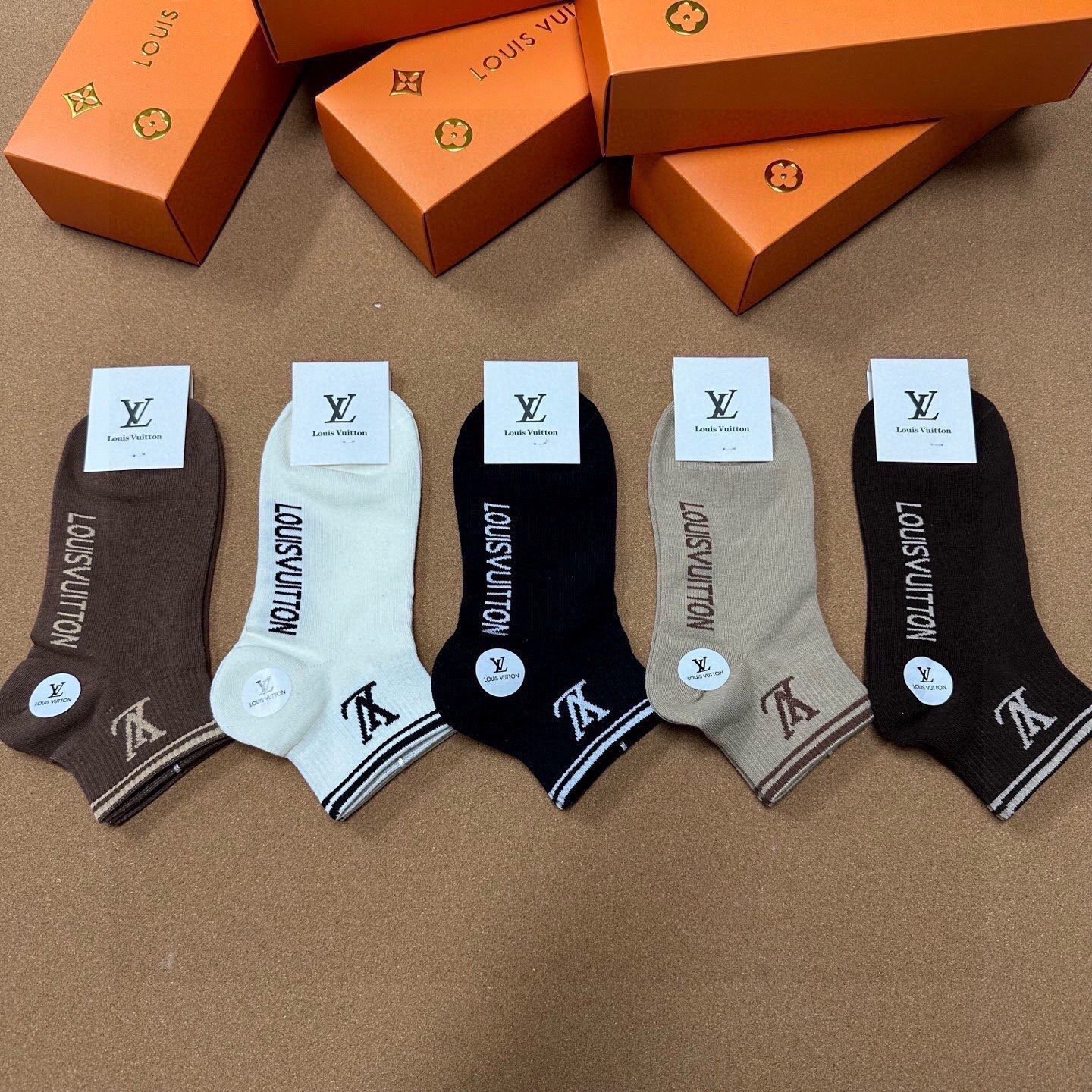 🆕Louis Vuitton · 路易威登❗️驴家新品女款袜子❗️【一盒五双】提花驴家经典logo，纯棉