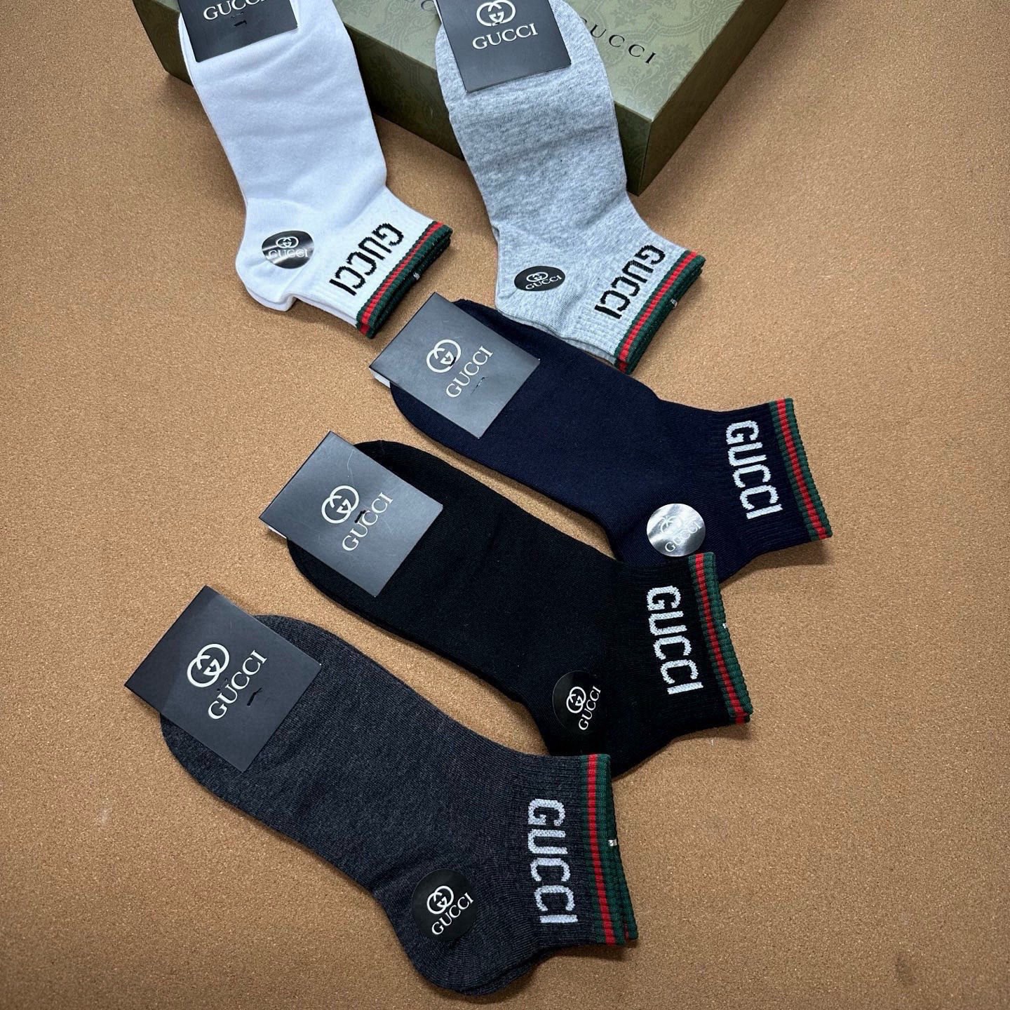 🆕Gucci · 古奇❗️G家新品男款短袜❗️【一盒五双】G家专柜同步短袜，提花经典标志，超级nice，