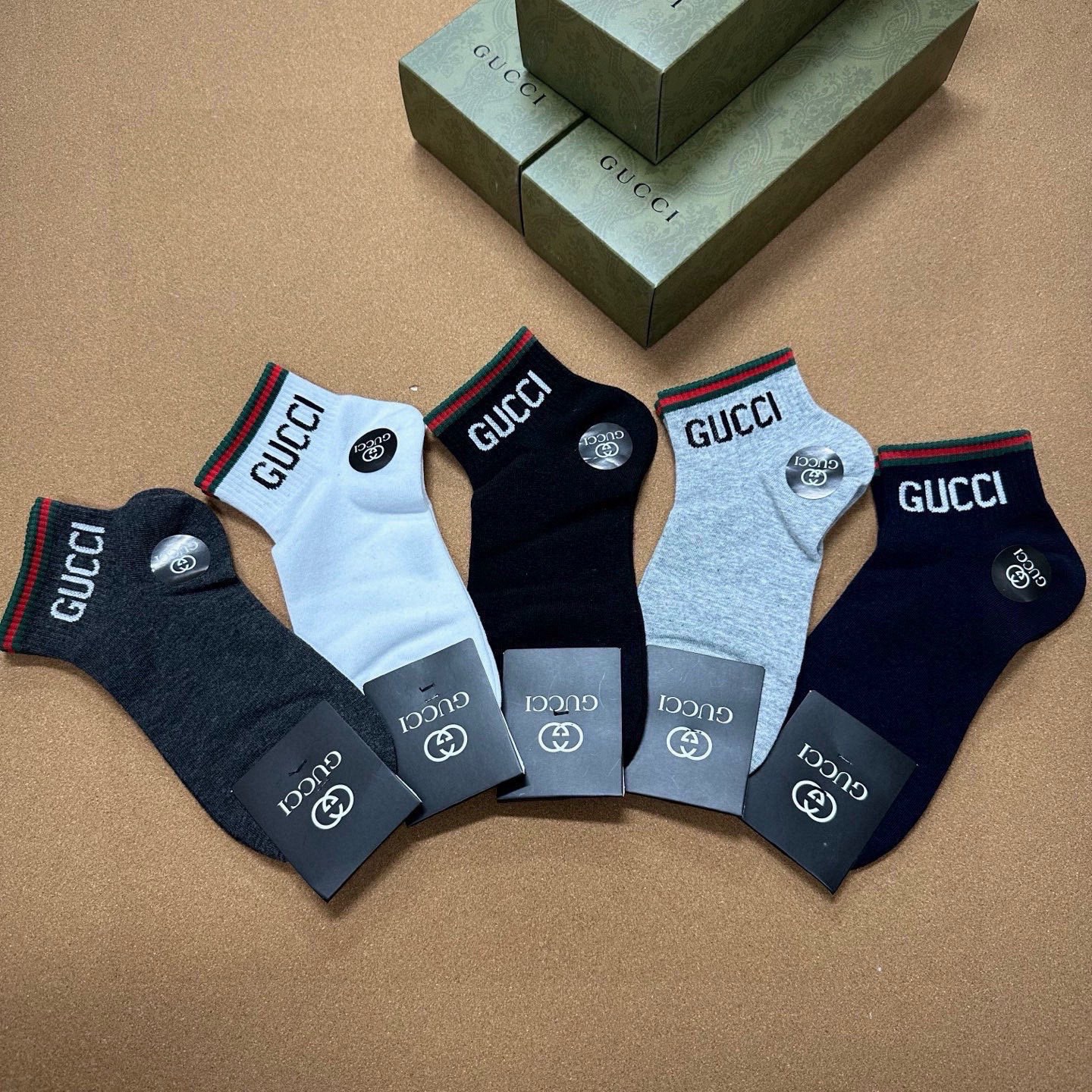 🆕Gucci · 古奇❗️G家新品男款短袜❗️【一盒五双】G家专柜同步短袜，提花经典标志，超级nice，
