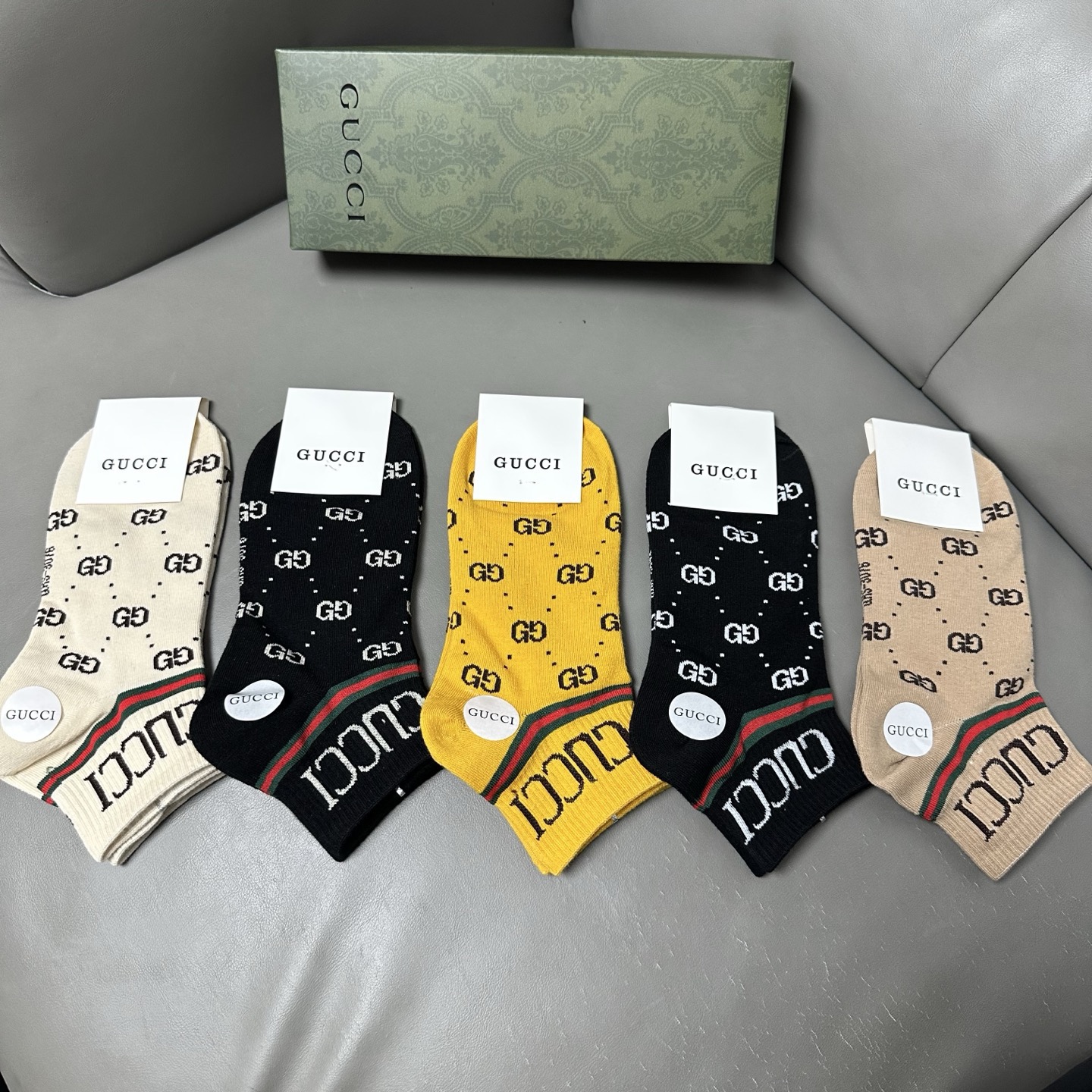 🆕Gucci · 古奇❗️G家新品船袜❗️【一盒五双】提花经典标志，超级nice，实物超漂亮，超火爆小单