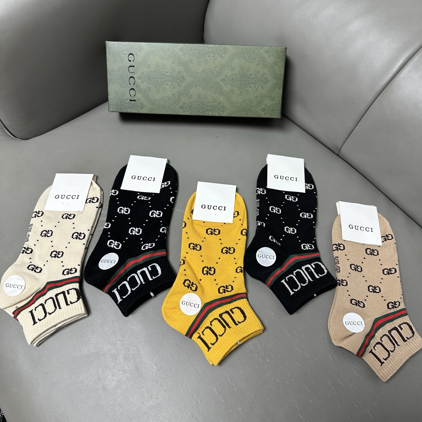 🆕Gucci · 古奇❗️G家新品船袜❗️【一盒五双】提花经典标志，超级nice，实物超漂亮，超火爆小单