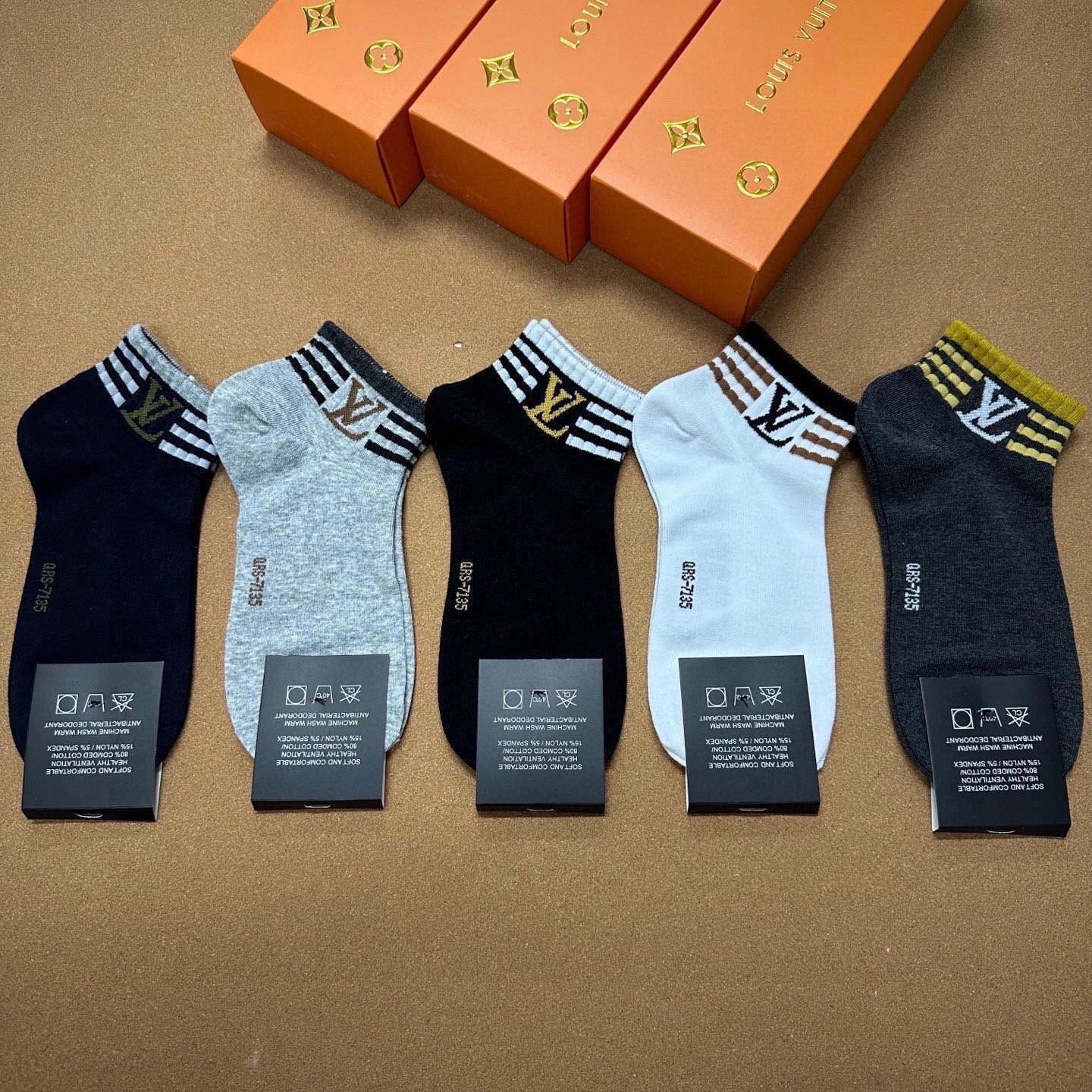 🆕Louis Vuitton · 路易威登❗️驴家新品男款袜子❗️【一盒五双】提花驴家经典logo，纯棉