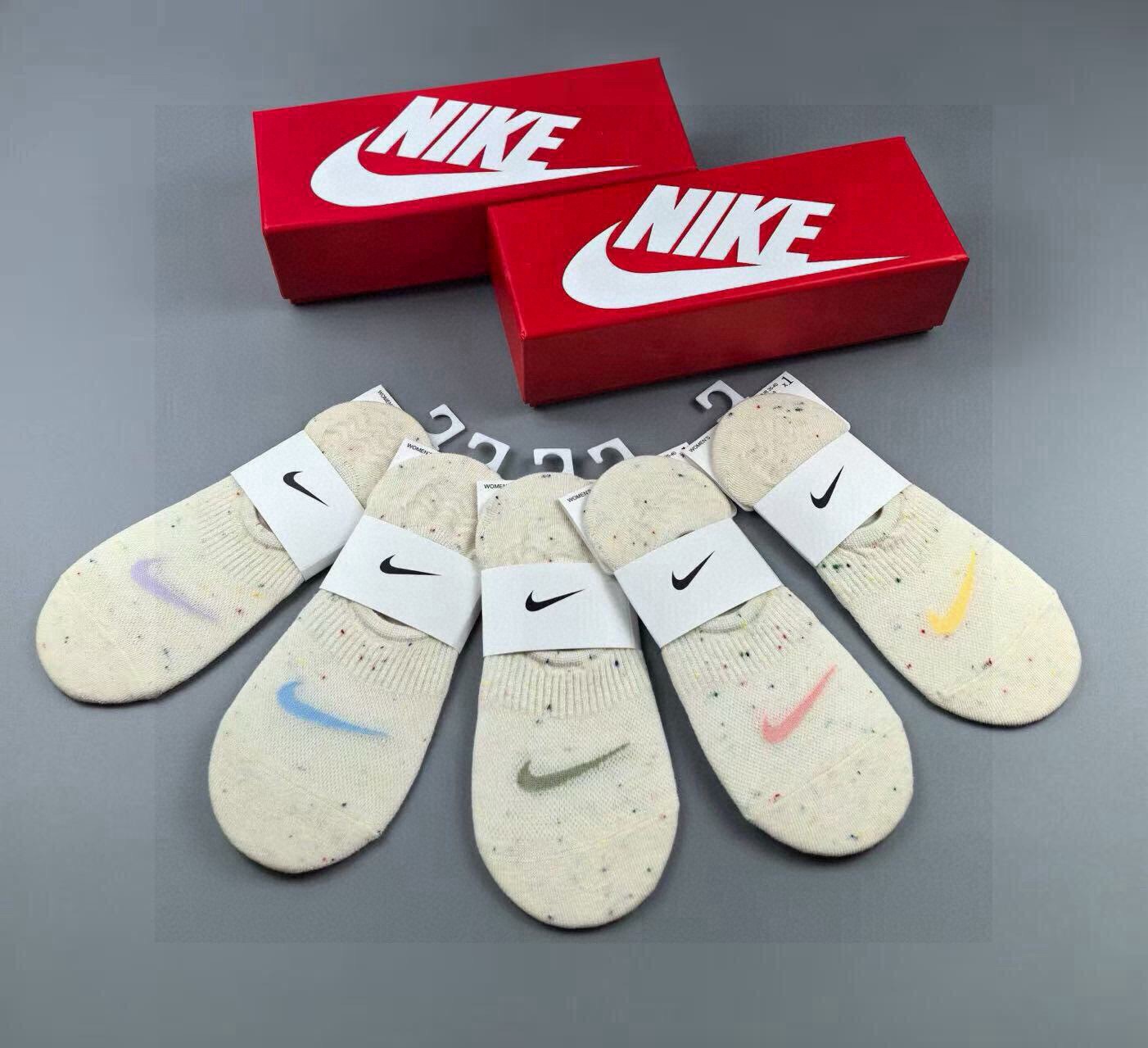 🆕Nike · 耐克❗️☑️新品女款隐形袜子❗️【一盒五双】提花经典☑️标志，纯棉材质，超舒适超美腻❗️