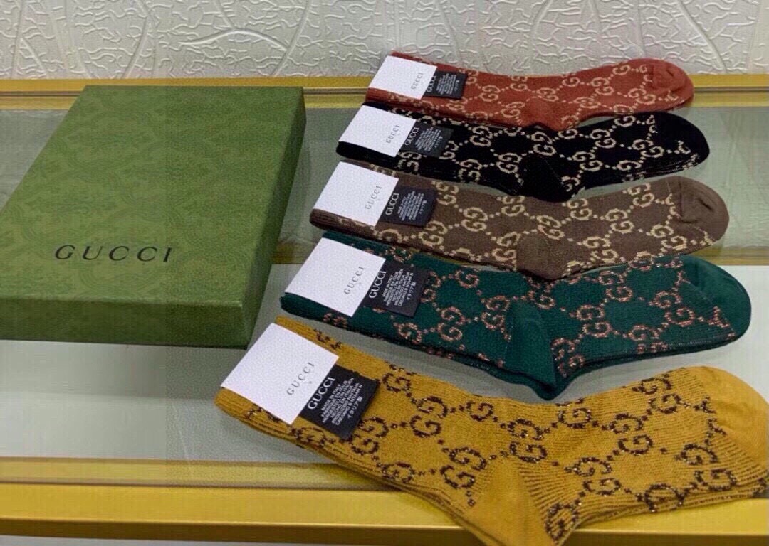 🆕Gucci · 古奇❗️G家经典中筒女款袜子❗️【一盒五双】专柜同步长袜，超级经典的双G标志百看不厌❗