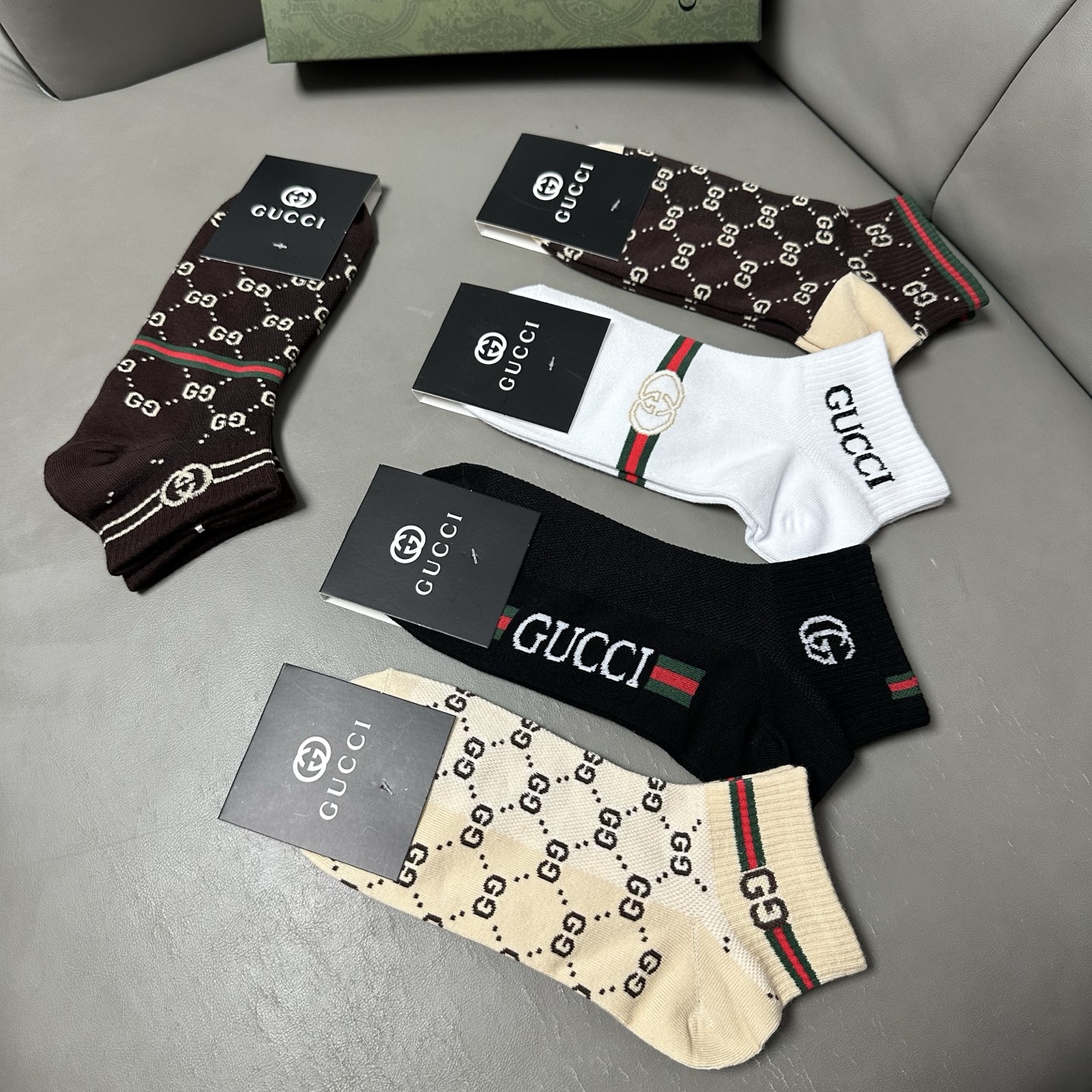🆕Gucci · 古奇❗️G家新品袜子❗️【一盒五双】提花经典标志，超级nice，实物超漂亮，超火爆小单
