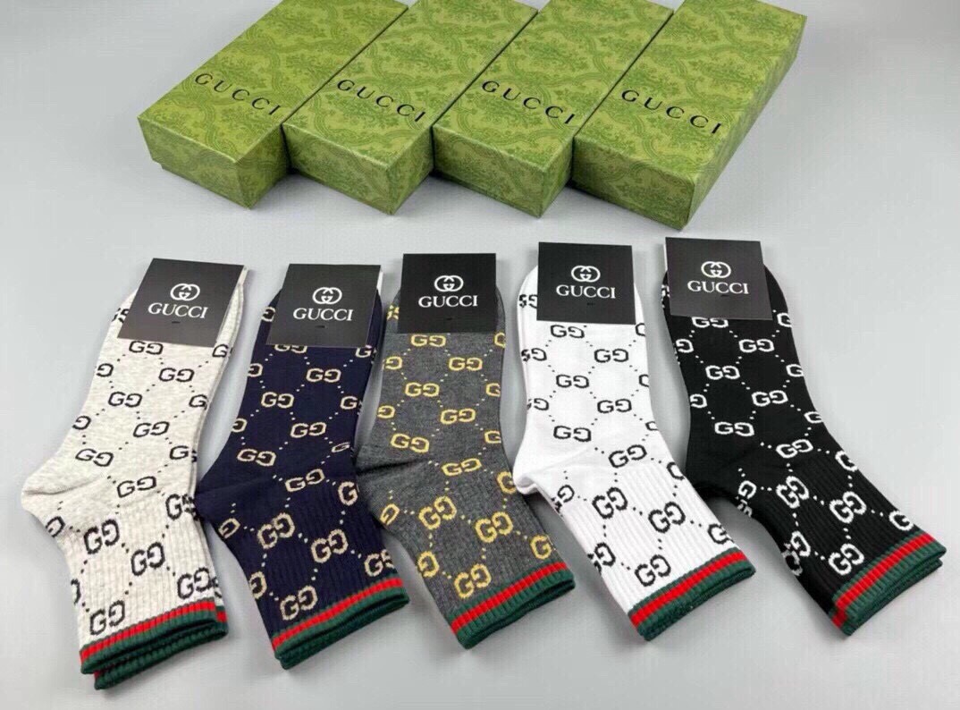 🆕Gucci · 古奇❗️大G家男款袜子❗️【一盒五双】红绿条搭配品牌全称logo，特显高大上，纯棉材质
