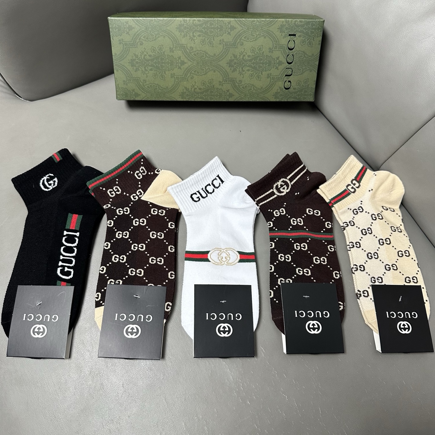 🆕Gucci · 古奇❗️G家新品袜子❗️【一盒五双】提花经典标志，超级nice，实物超漂亮，超火爆小单