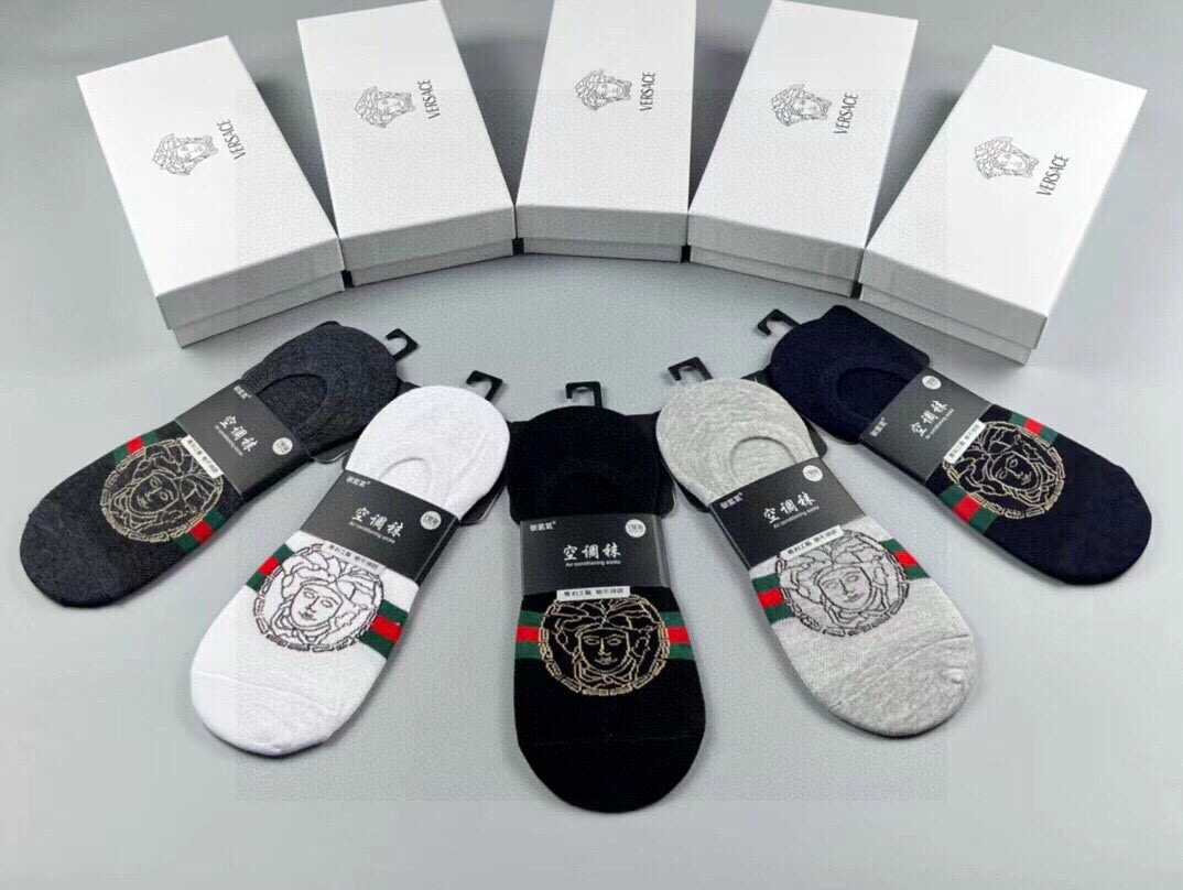 🆕Versace · 范思哲❗️新品男款隐形船袜❗️【一盒五双】纯棉材质织造，超柔软舒适，提花经典美人头