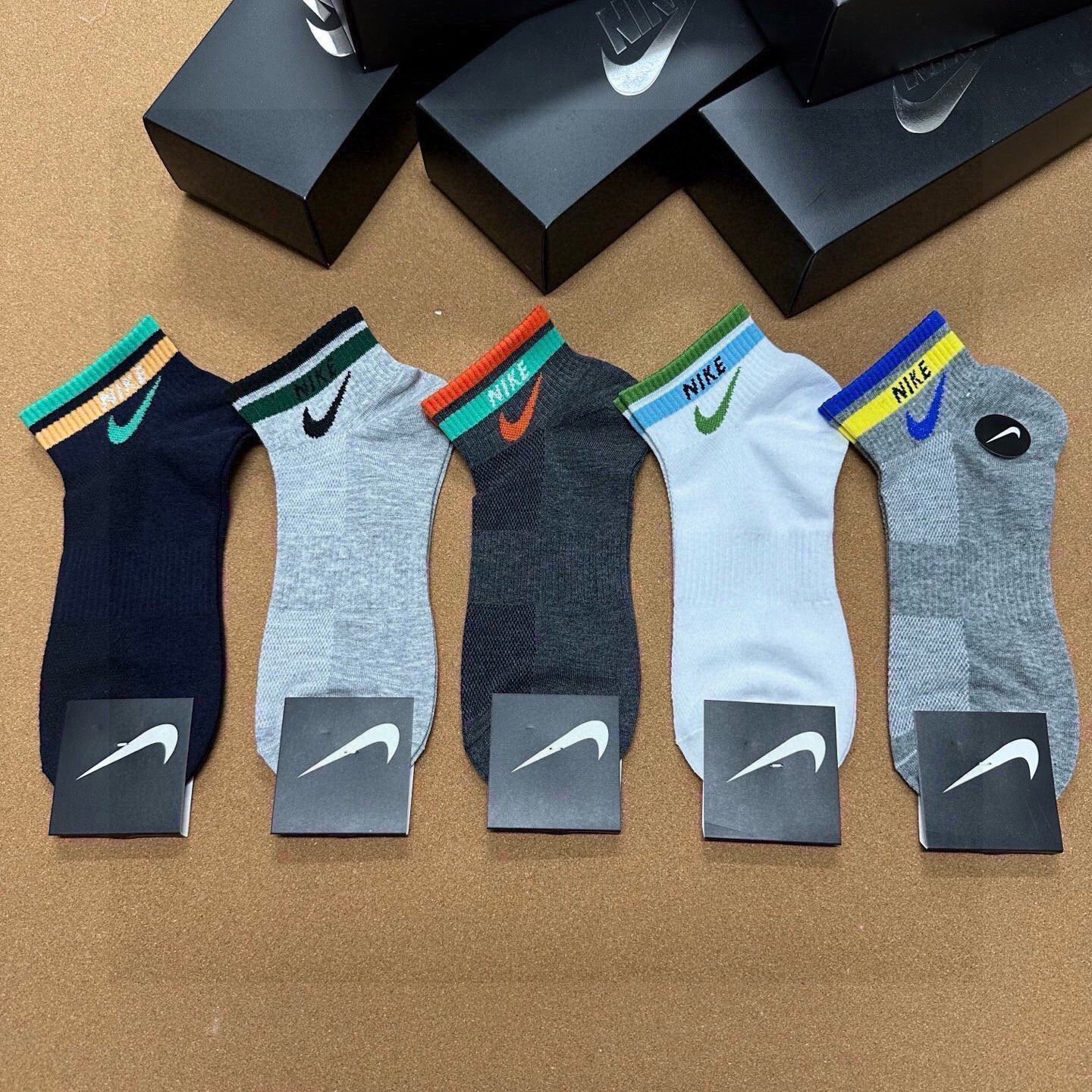 🆕☑️Nike · 耐克❗☑️️永远的经典永远的☑️❗️精梳棉材质，透气吸汗柔软舒适，上脚非常nice❗