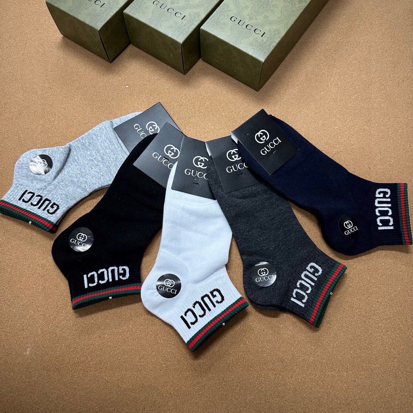 🆕Gucci · 古奇❗️G家新品男款短袜❗️【一盒五双】G家专柜同步短袜，提花经典标志，超级nice，