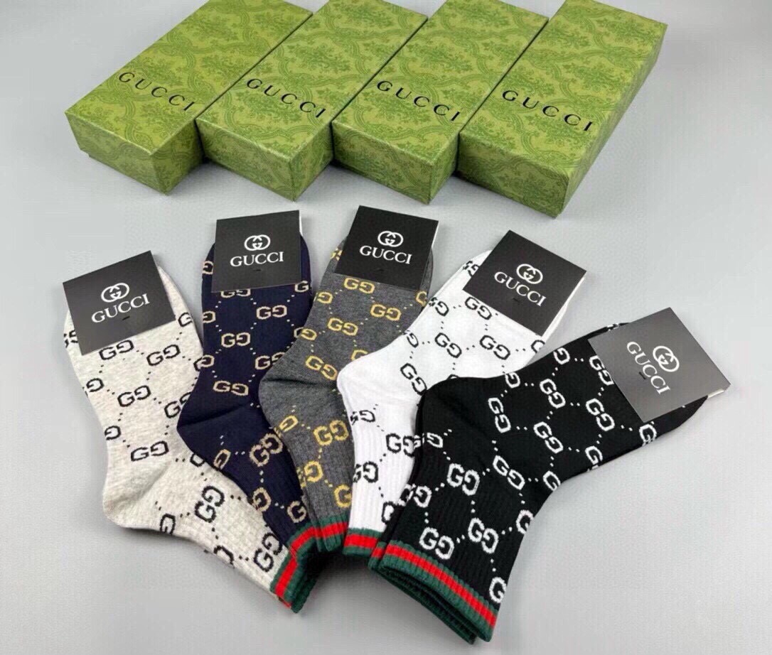 🆕Gucci · 古奇❗️大G家男款袜子❗️【一盒五双】红绿条搭配品牌全称logo，特显高大上，纯棉材质