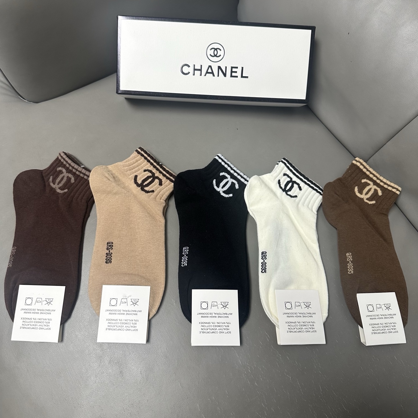 🆕CHANEL · 香奈儿❗️小香新品女款袜子❗️【一盒五双】纯棉材质，柔软舒适透气，经典双C标识，炒鸡