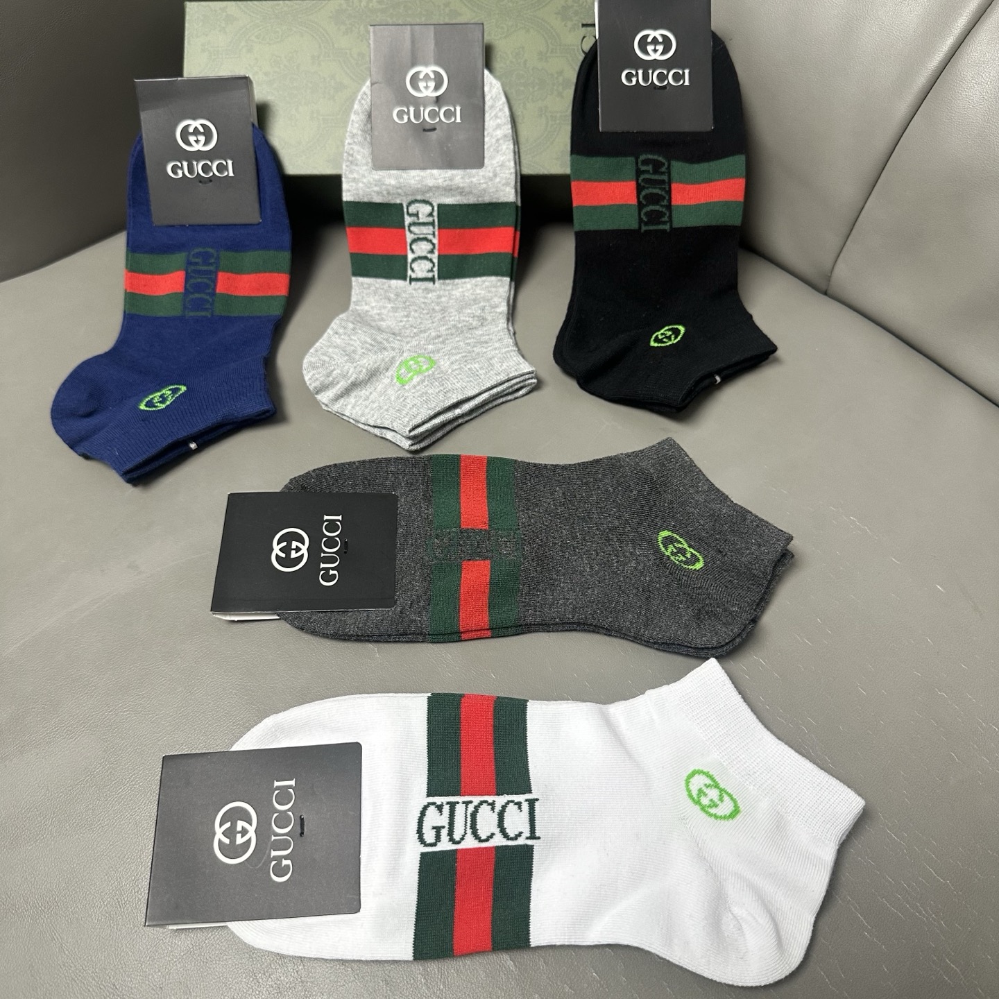 🆕Gucci · 古奇❗️G家新品男款袜子❗️【一盒五双】提花经典标志，超级nice，实物超漂亮，超火爆