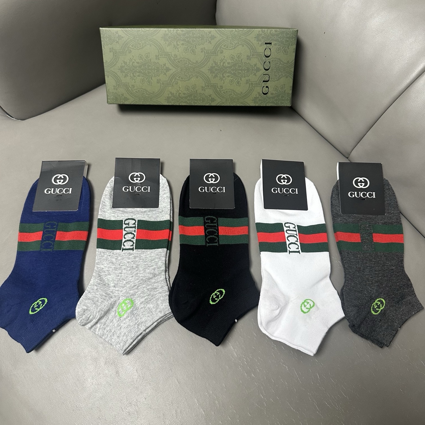 🆕Gucci · 古奇❗️G家新品男款袜子❗️【一盒五双】提花经典标志，超级nice，实物超漂亮，超火爆
