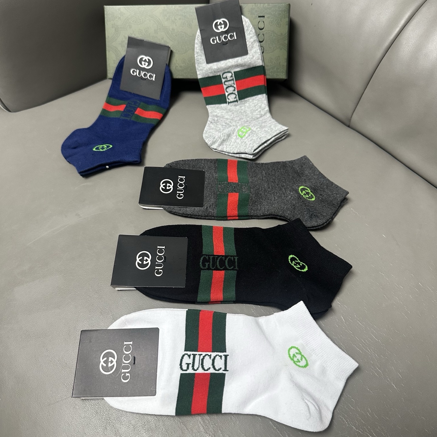 🆕Gucci · 古奇❗️G家新品男款袜子❗️【一盒五双】提花经典标志，超级nice，实物超漂亮，超火爆