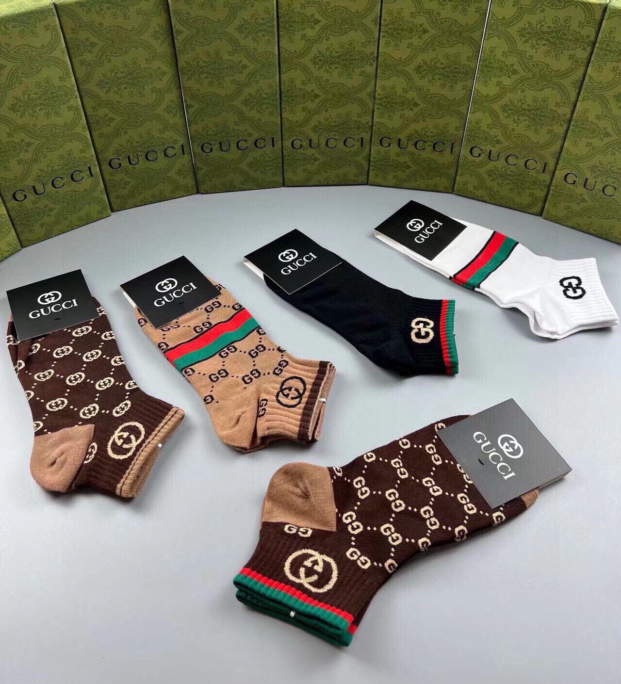 🆕Gucci · 古奇❗️G家新品短袜❗️【一盒五双】提花经典标志，超级nice，实物超漂亮，超火爆小单