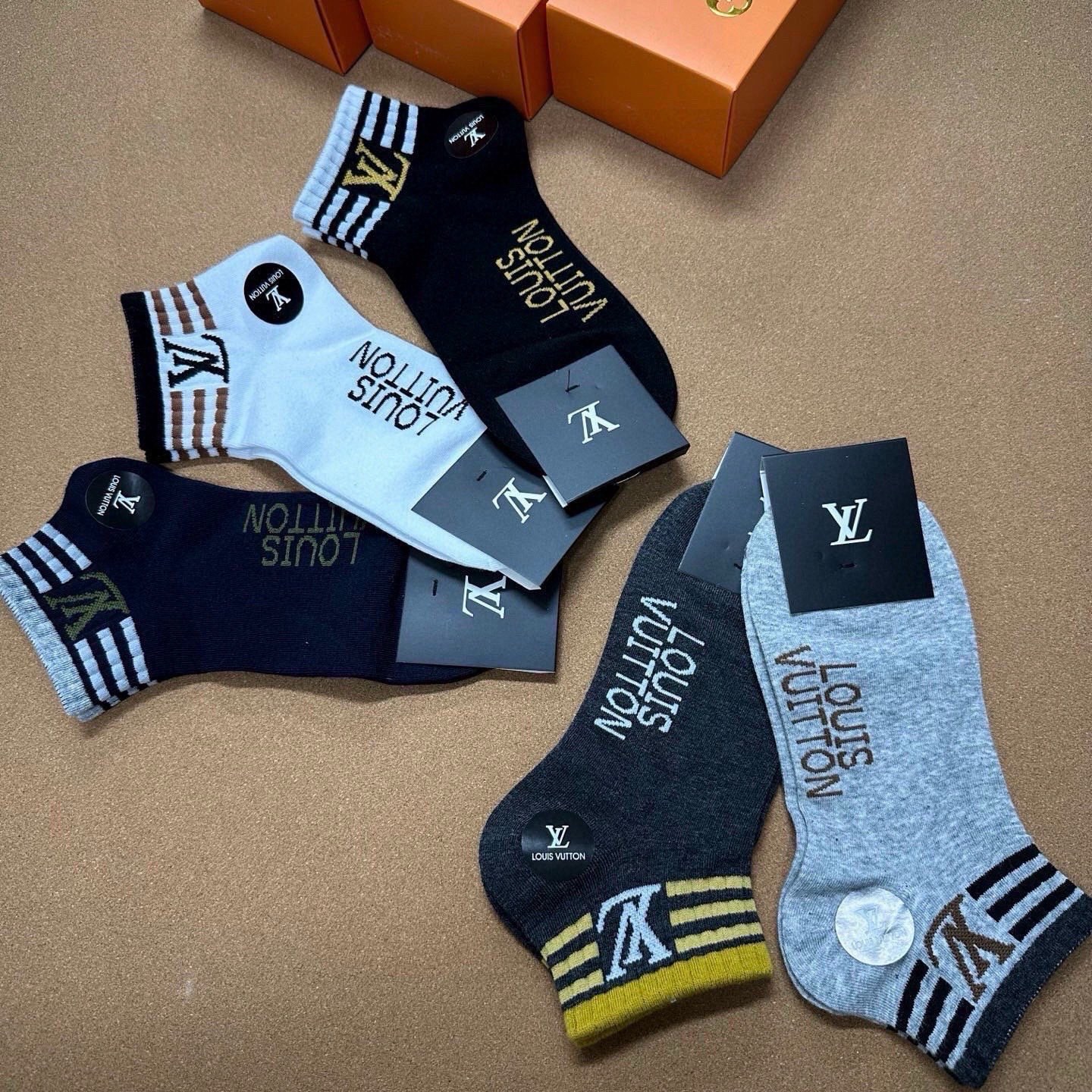 🆕Louis Vuitton · 路易威登❗️驴家新品男款袜子❗️【一盒五双】提花驴家经典logo，纯棉