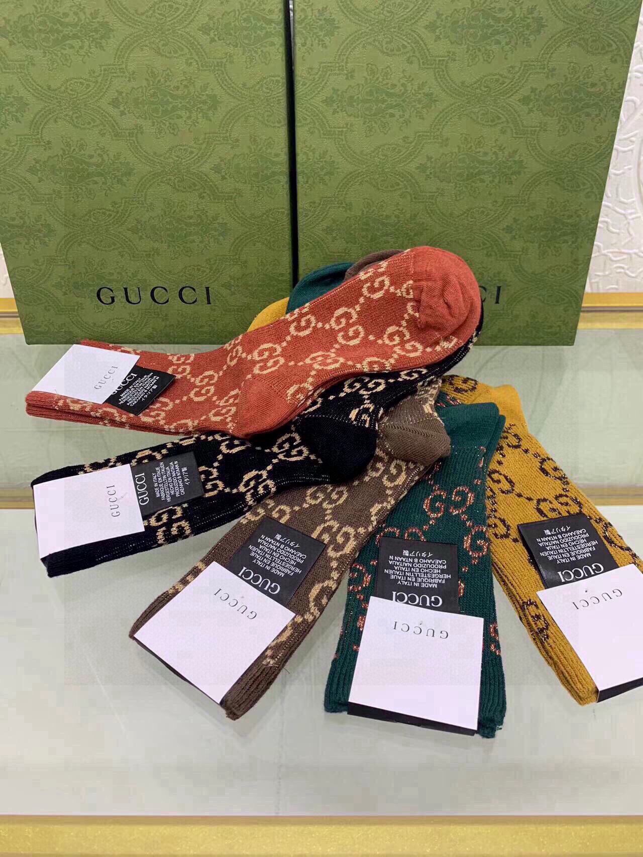 🆕Gucci · 古奇❗️G家经典中筒女款袜子❗️【一盒五双】专柜同步长袜，超级经典的双G标志百看不厌❗