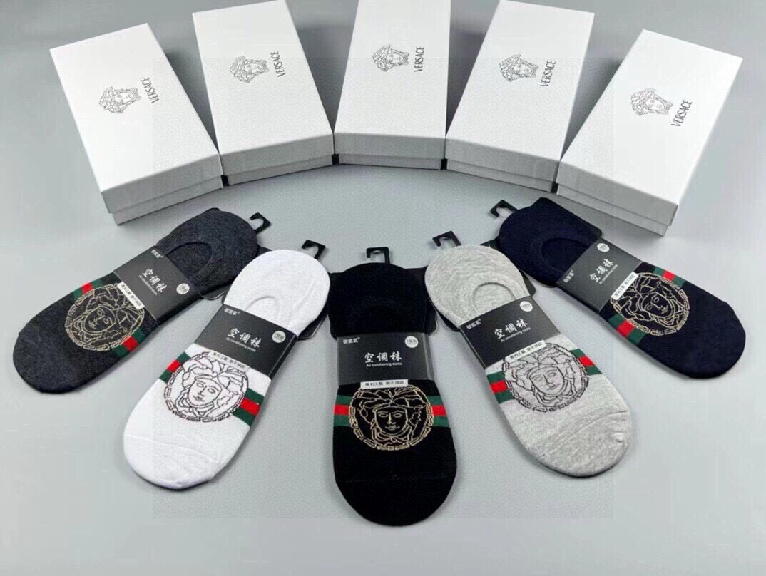 🆕Versace · 范思哲❗️新品男款隐形船袜❗️【一盒五双】纯棉材质织造，超柔软舒适，提花经典美人头