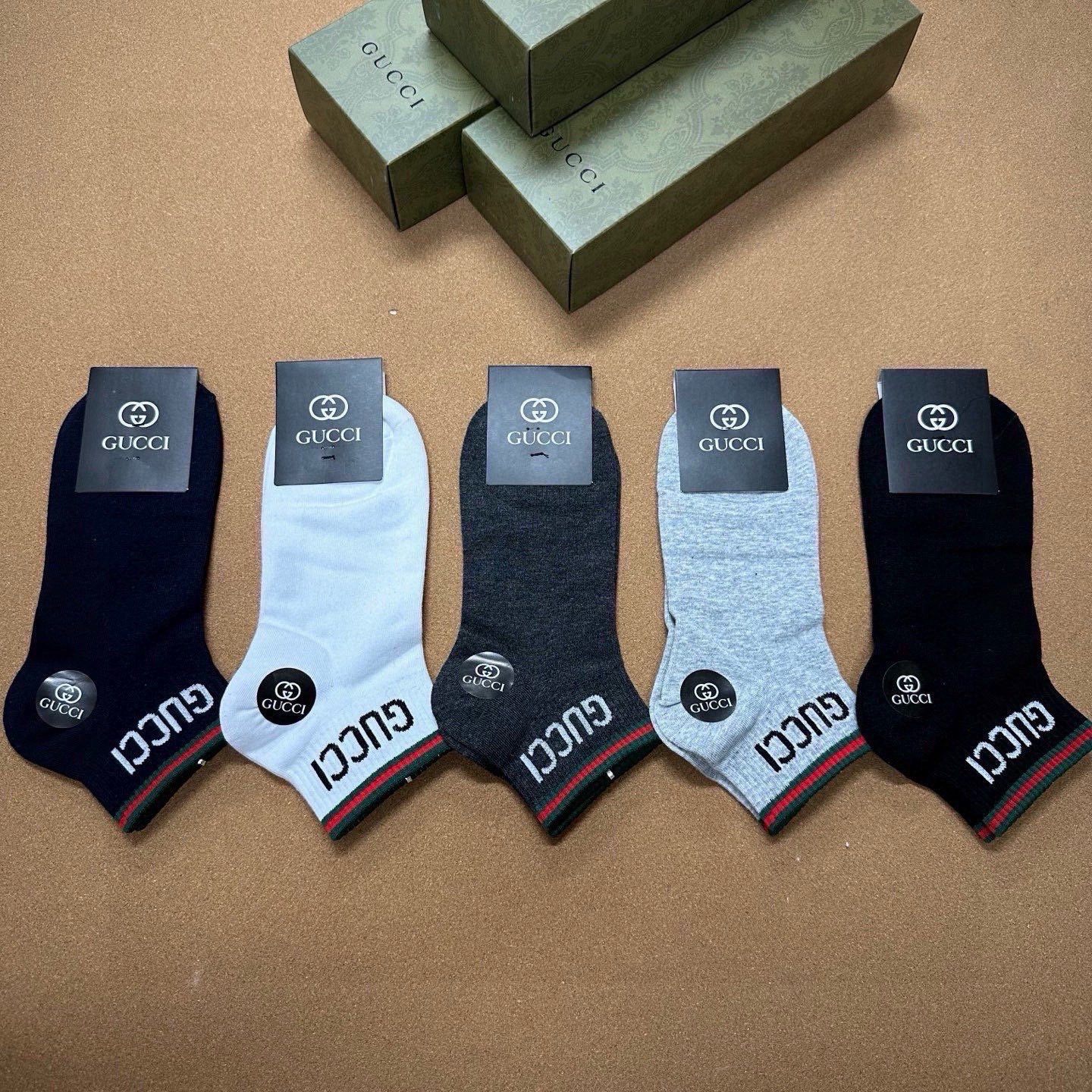 🆕Gucci · 古奇❗️G家新品男款短袜❗️【一盒五双】G家专柜同步短袜，提花经典标志，超级nice，