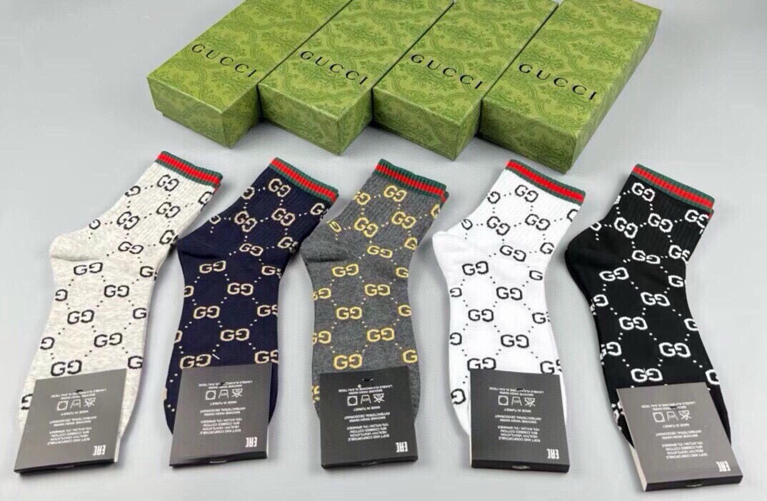 🆕Gucci · 古奇❗️大G家男款袜子❗️【一盒五双】红绿条搭配品牌全称logo，特显高大上，纯棉材质