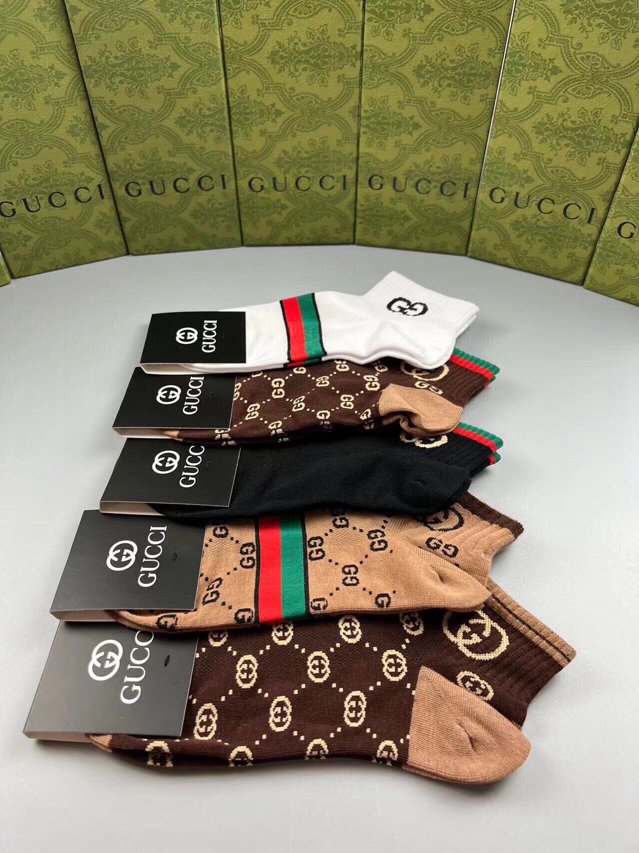 🆕Gucci · 古奇❗️G家新品短袜❗️【一盒五双】提花经典标志，超级nice，实物超漂亮，超火爆小单