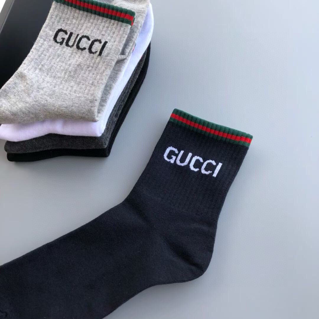 🆕Gucci · 古奇❗️大G家男款袜子❗️【一盒五双】红绿条搭配品牌全称logo，特显高大上，纯棉材质