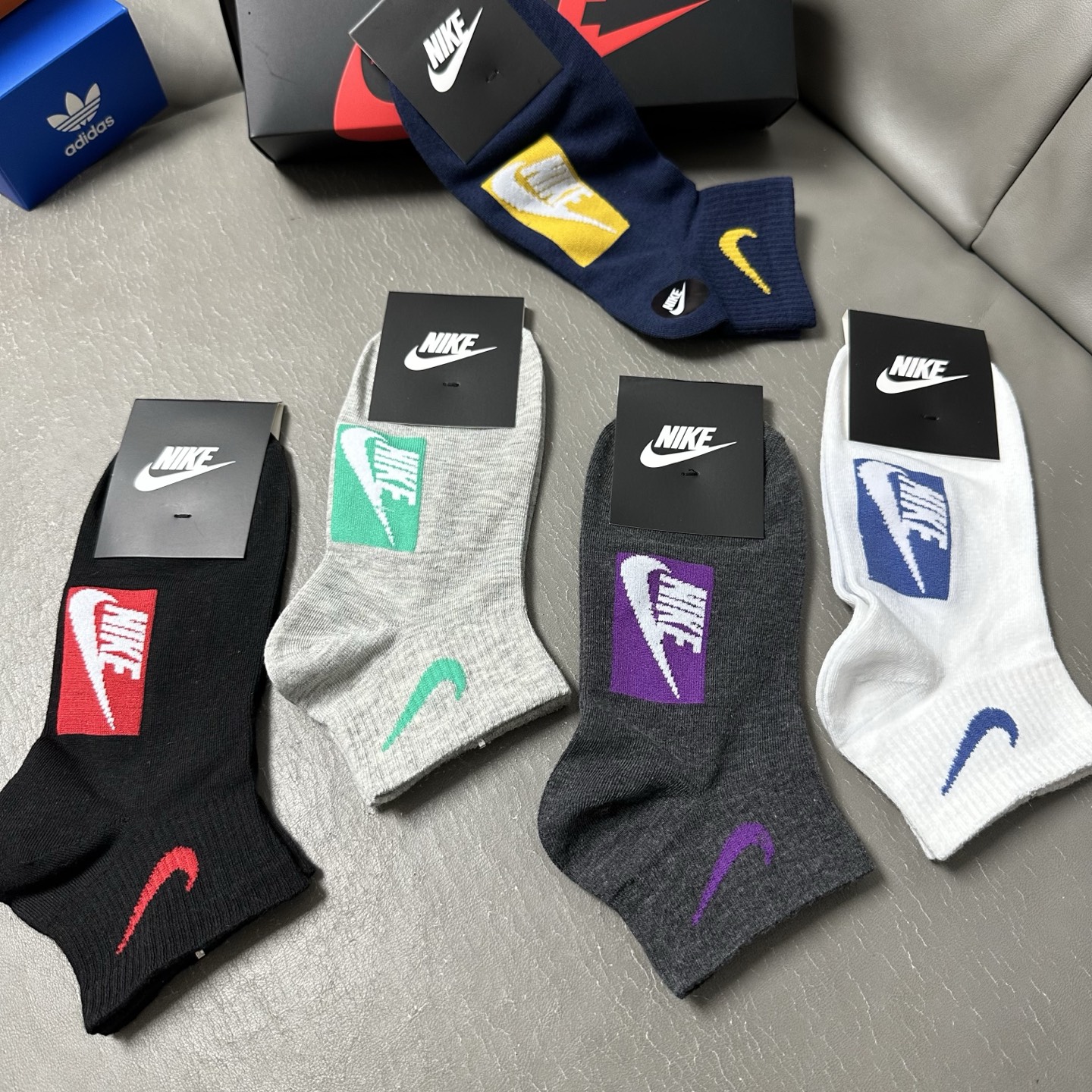 🆕Nike · 耐克❗️永远的经典永远的☑️❗️精梳棉材质，透气吸汗柔软舒适，上脚非常nice❗️商务风