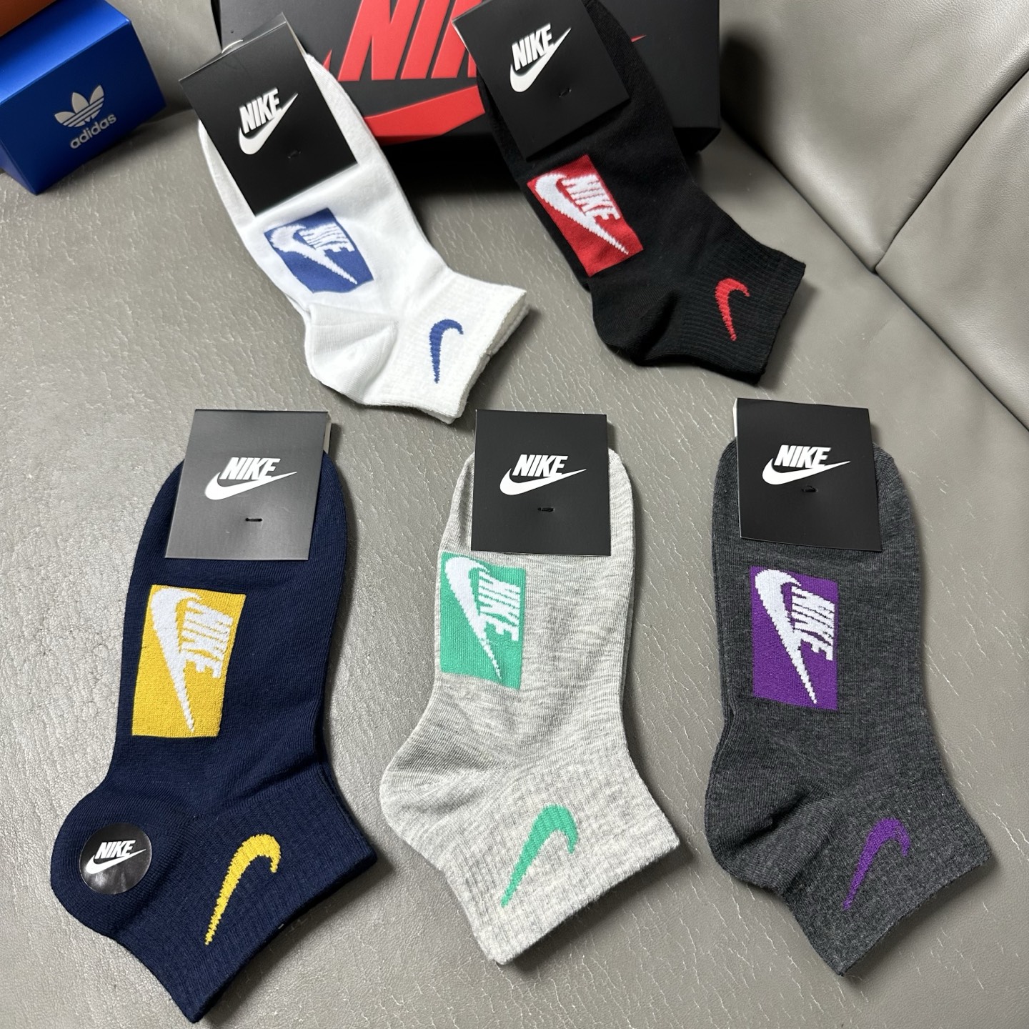 🆕Nike · 耐克❗️永远的经典永远的☑️❗️精梳棉材质，透气吸汗柔软舒适，上脚非常nice❗️商务风