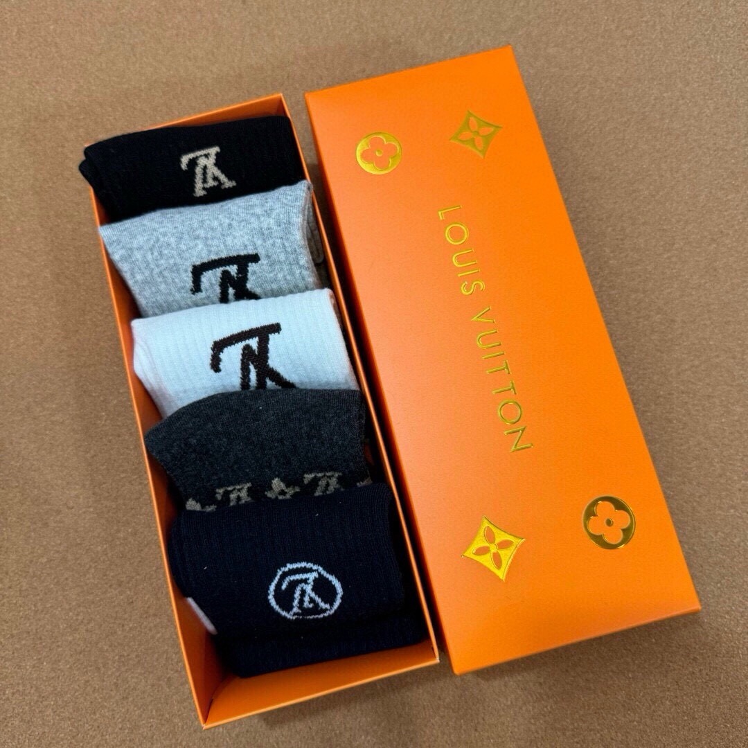 🆕Louis Vuitton · 路易威登❗️驴家新品男款袜子❗️【一盒五双】驴家经典logo，纯棉材质