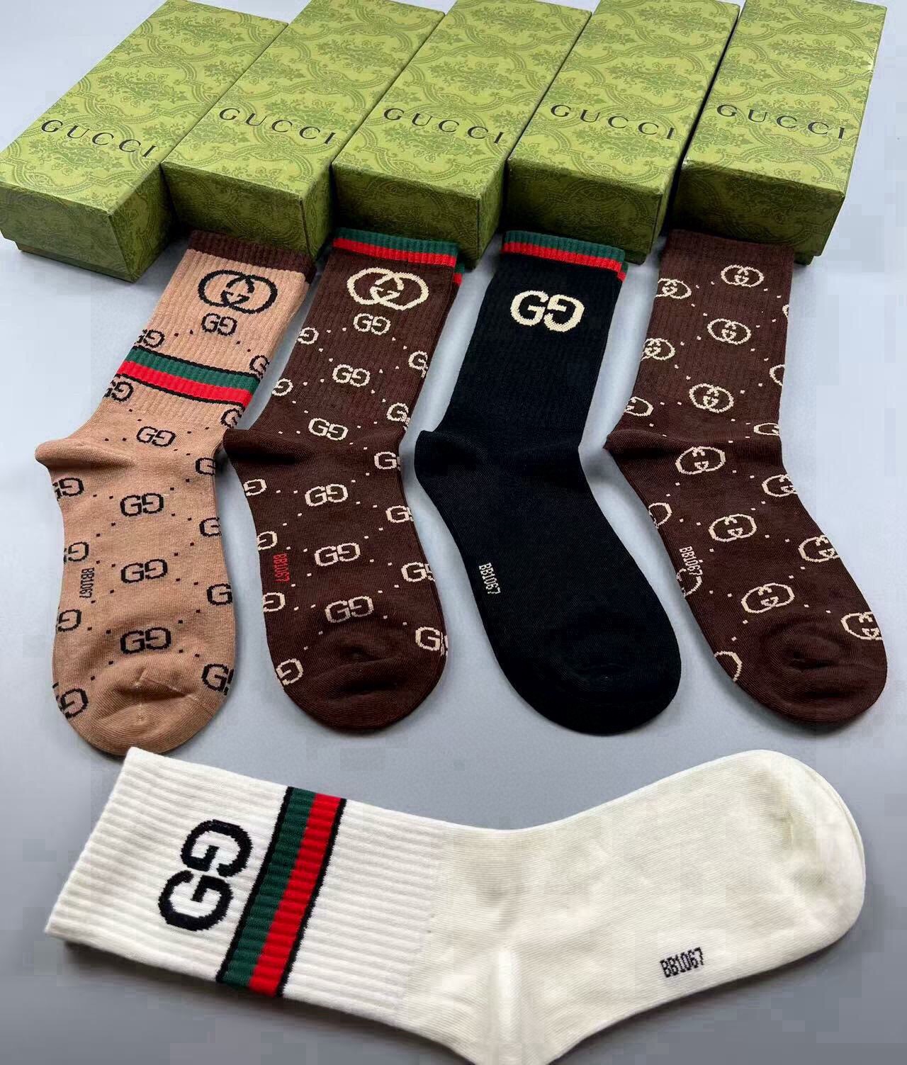 🆕Gucci · 古奇❗️大G家新品高筒袜子❗️【一盒五双】经典双G标志特显高大上，纯棉材质，透气舒适，