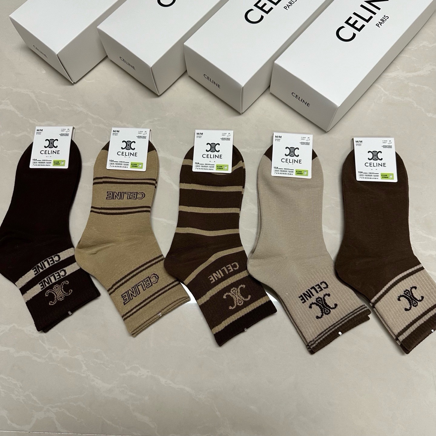 🆕CELINE · 赛琳❗️新品女款中筒袜，【一盒五双】提花经典标志，纯棉材质制造，透气舒适，超级nic