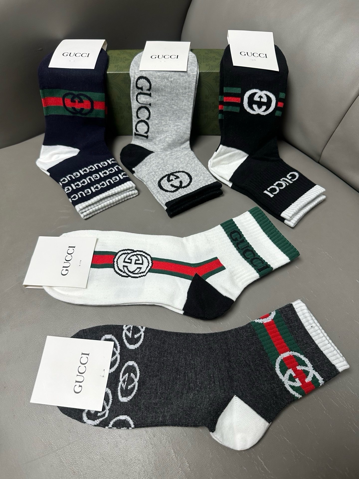🆕Gucci · 古奇❗️G家新品袜子❗️【一盒五双】提花经典双G标志，超级nice，实物超漂亮，超火爆