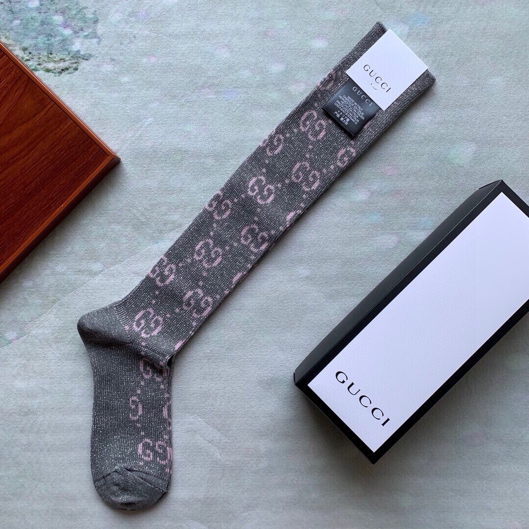 🆕Gucci · 古奇❗️G家经典长款小腿袜❗️【一盒一双】G家专柜一直在售的经典款，外贸订单全品相尾货